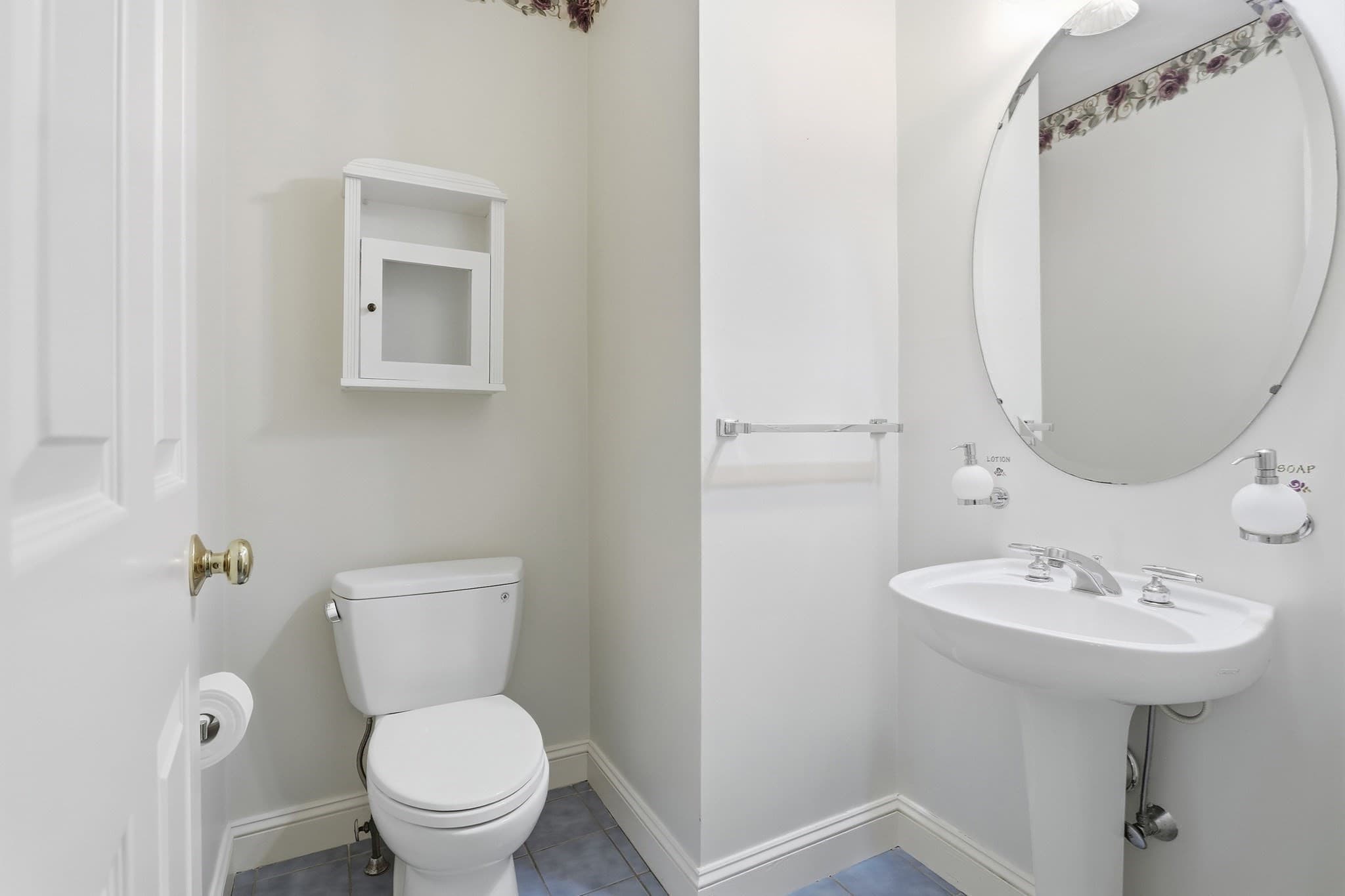 Single Family Residence at 14 Windingwood Ln # 14, Acton MA 01720, Acton, photo 16 of 36