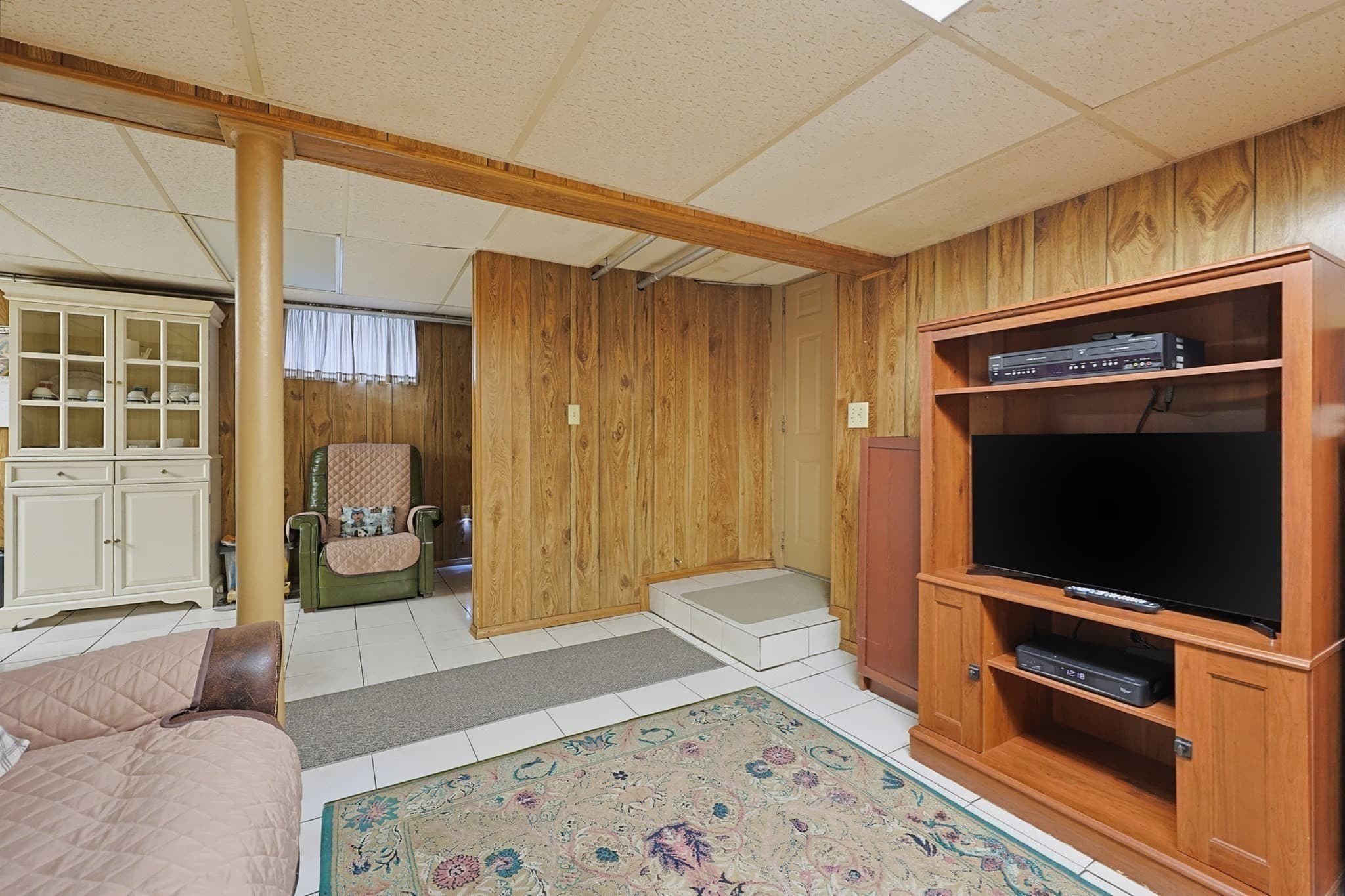 2 Family - 2 Units Up/Down at 11 Heaton Ave, Norwood MA 02062, Norwood, photo 31 of 36