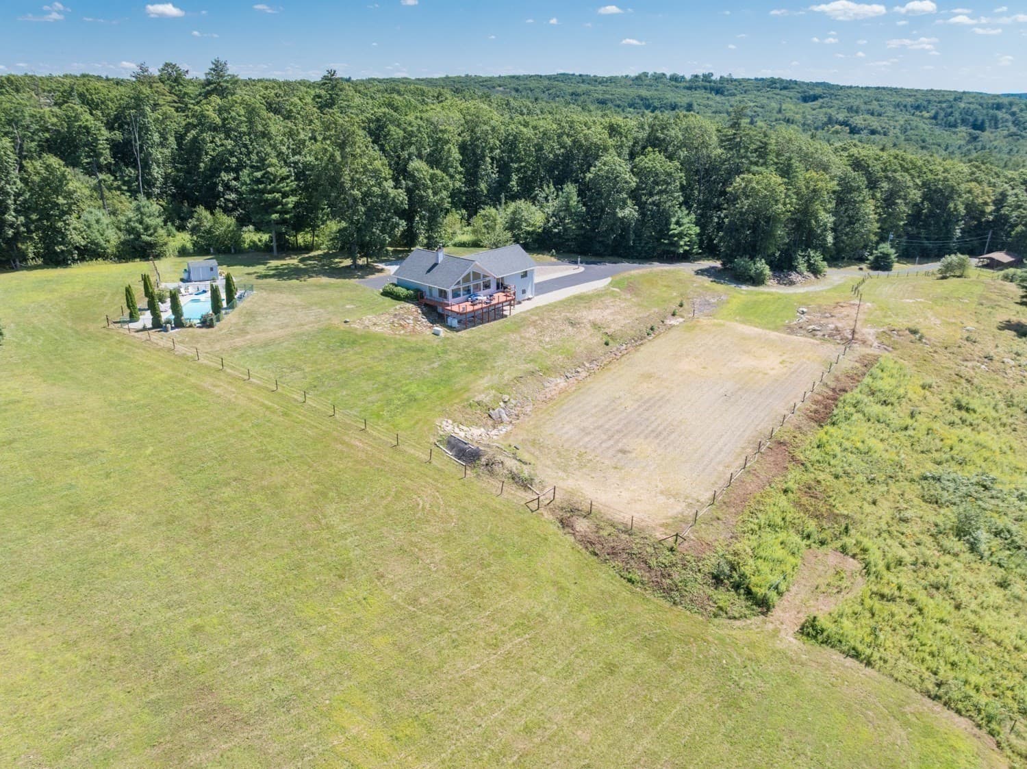 Single Family Residence at 16 Cider Mill Rd, North Brookfield MA 01535, North Brookfield, photo 4 of 35