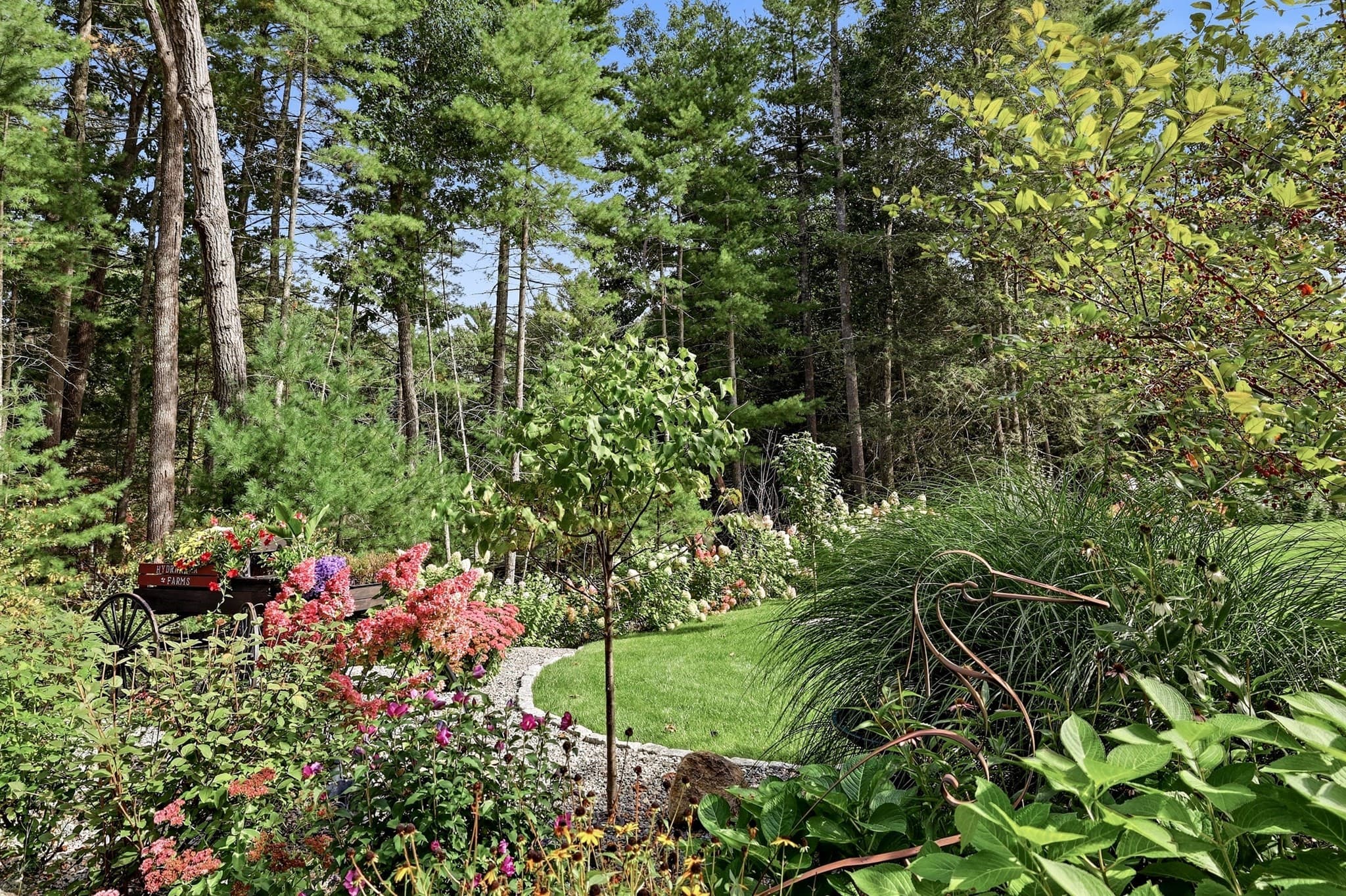 Single Family Residence at 210 Crane Hill Rd, Wilbraham MA 01095, Wilbraham, photo 3 of 41