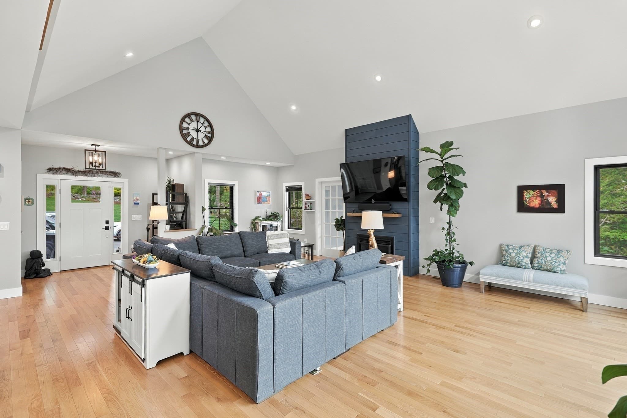 Single Family Residence at 210 Crane Hill Rd, Wilbraham MA 01095, Wilbraham, photo 10 of 41