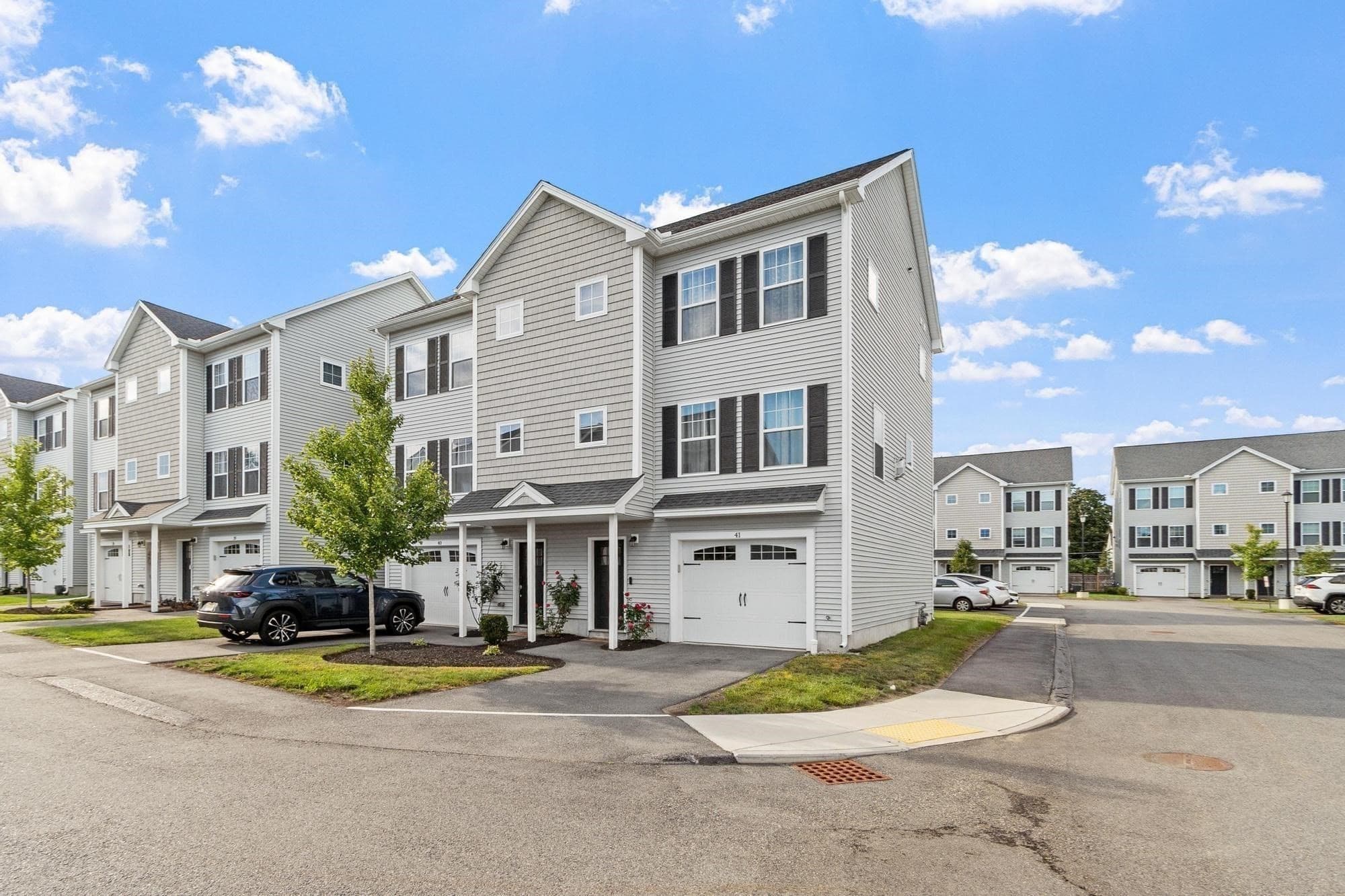 Condominium at 1400 Gorham St # 41, Lowell MA 01852, Lowell, photo 24 of 25