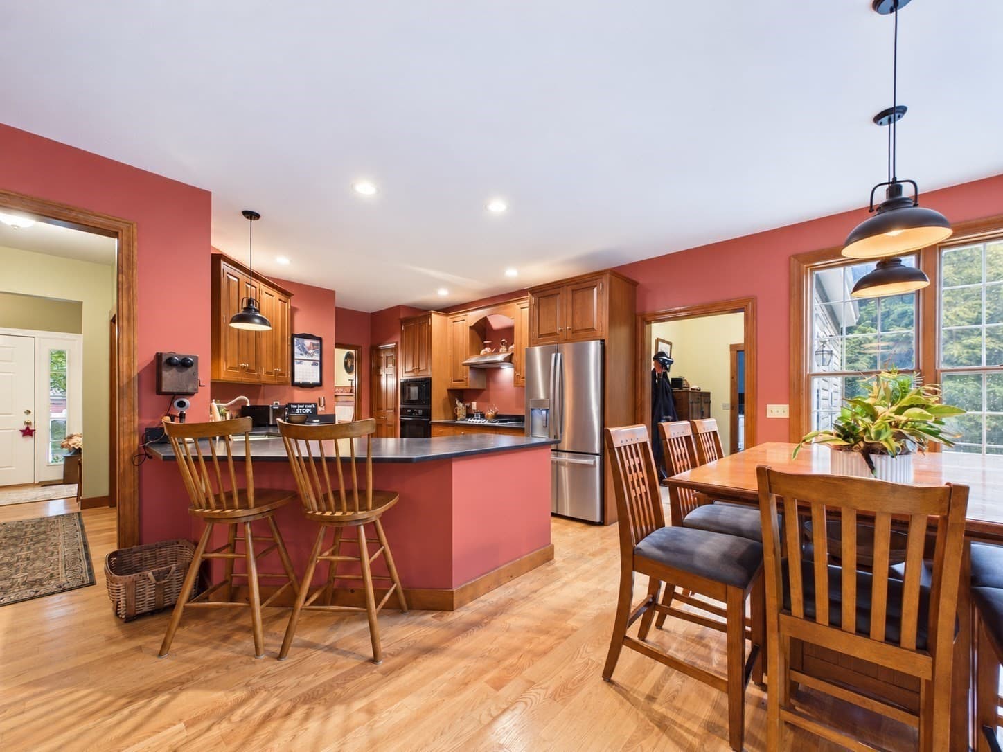 Single Family Residence at 144 East St, Uxbridge MA 01569, Uxbridge, photo 13 of 33