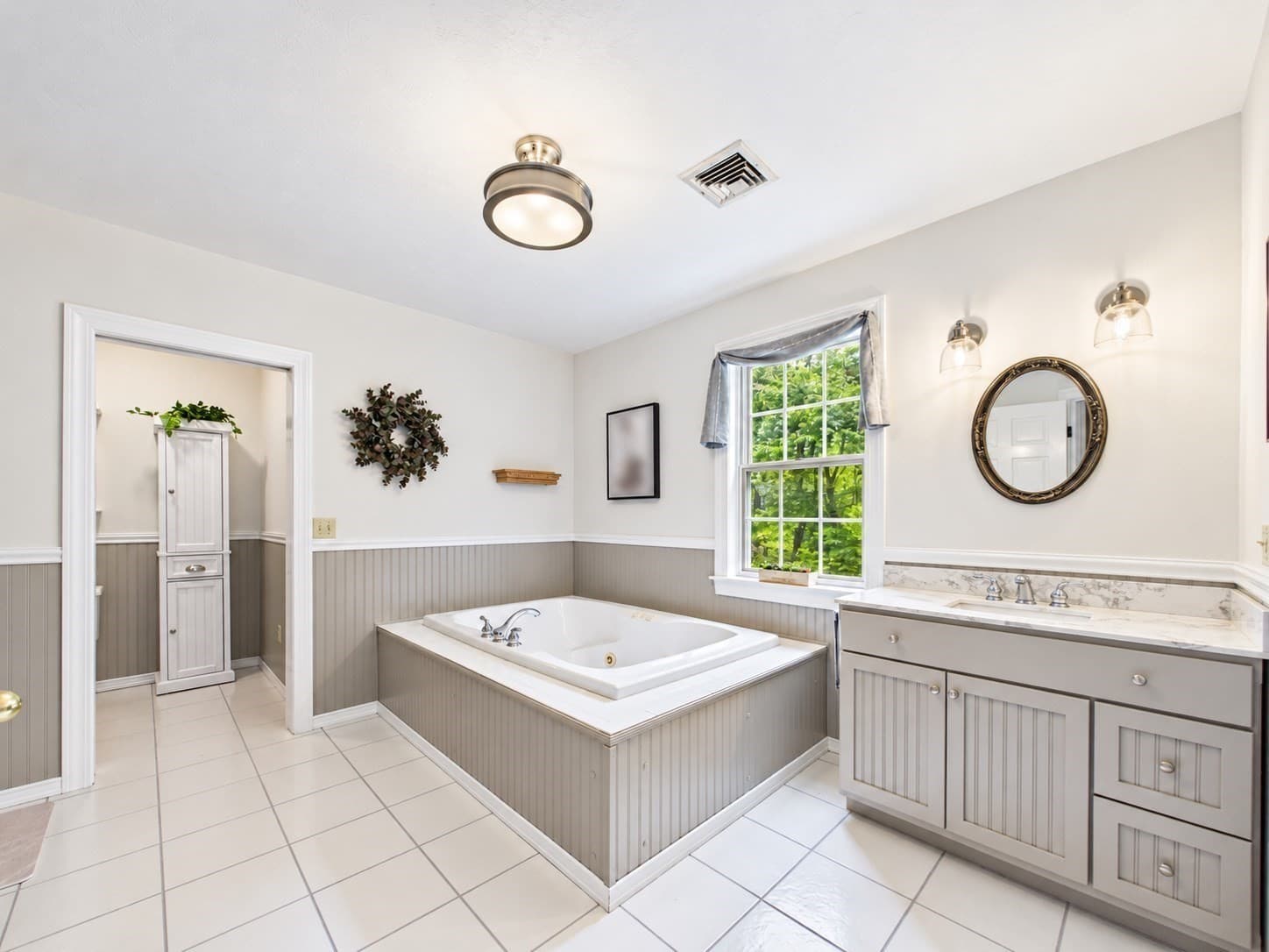 Single Family Residence at 144 East St, Uxbridge MA 01569, Uxbridge, photo 26 of 33