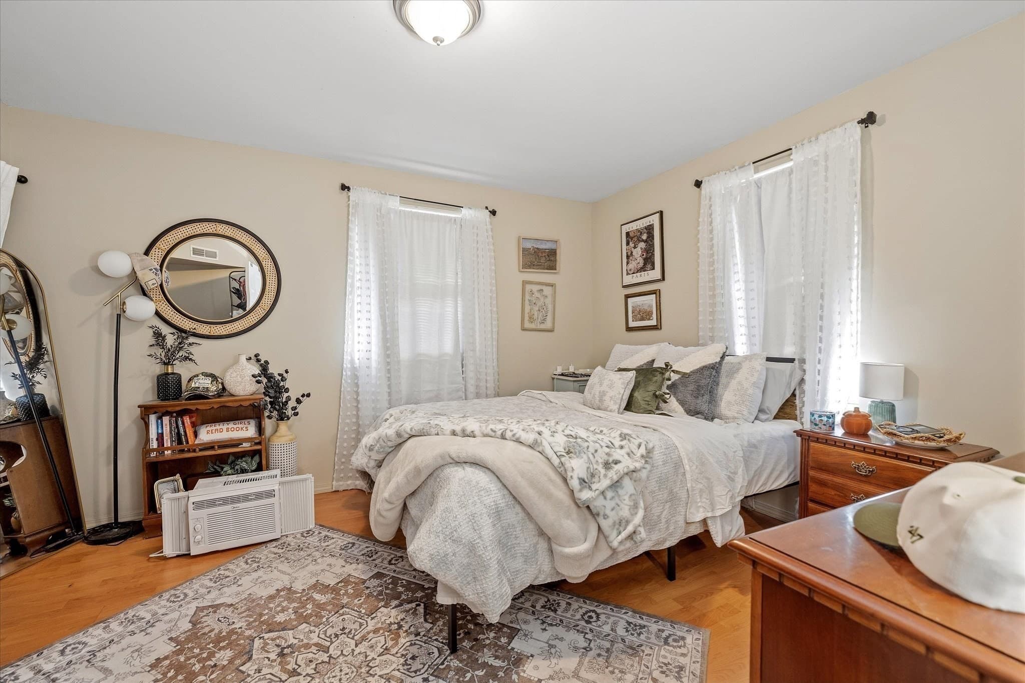 Multi Family at 13 Lincoln St, Spencer MA 01562, photo 9 of 42