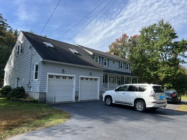Single Family Residence at 330 Pelham Road, Dracut MA 01826, Dracut, photo 3 of 31