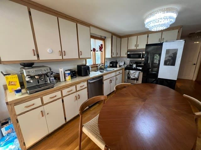 Single Family Residence at 330 Pelham Road, Dracut MA 01826, Dracut, photo 15 of 31