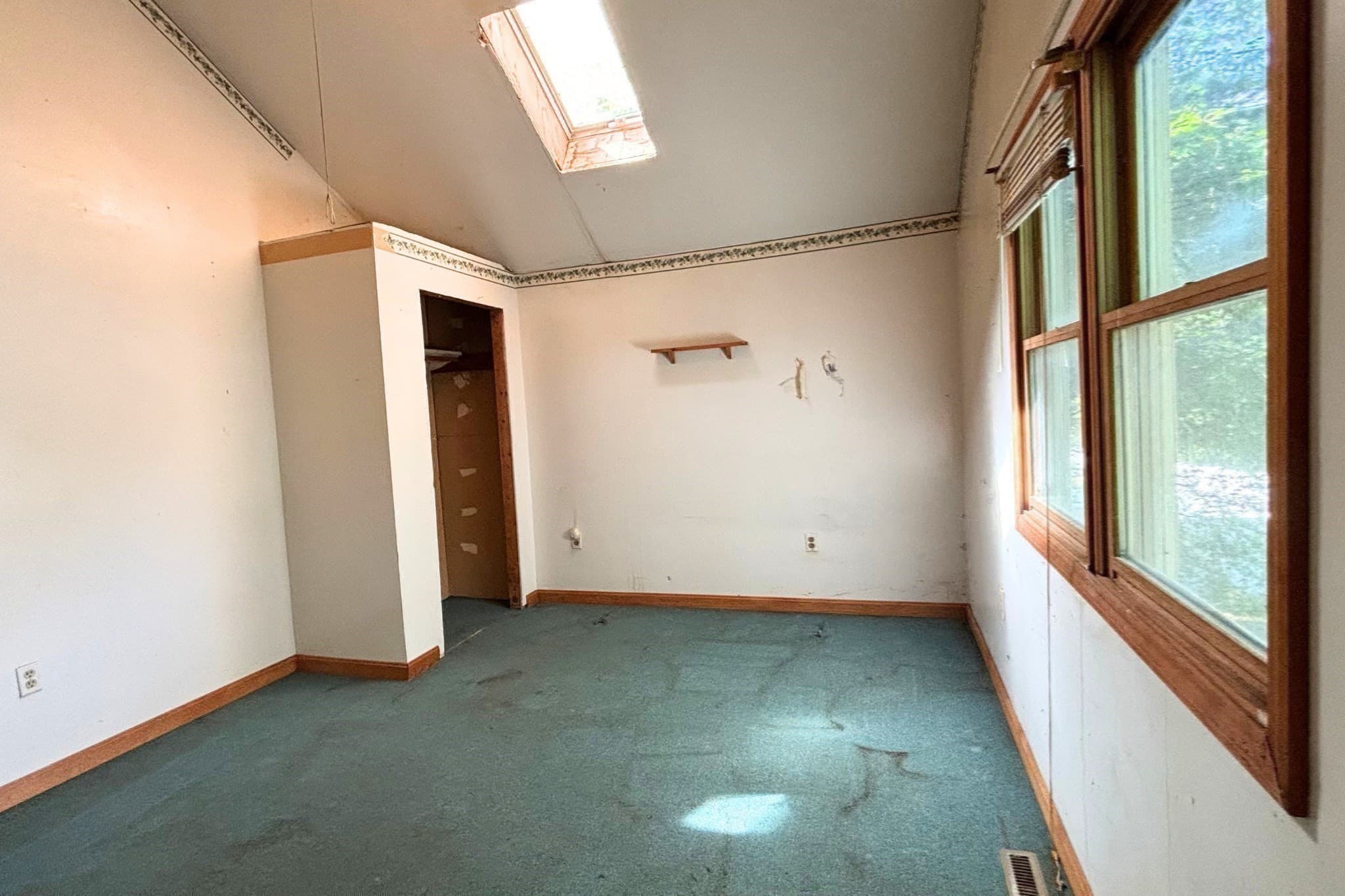 Single Family Residence at 14 Doris Rd, Halifax MA 02338, Halifax, photo 11 of 21
