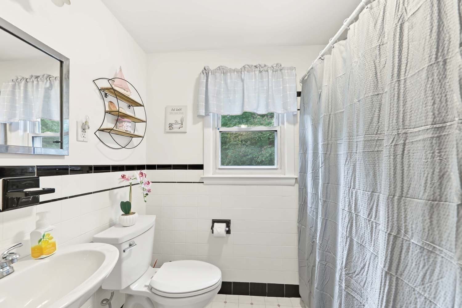 Single Family Residence at 18 Zenas, Holbrook MA 02343, Holbrook, photo 16 of 28