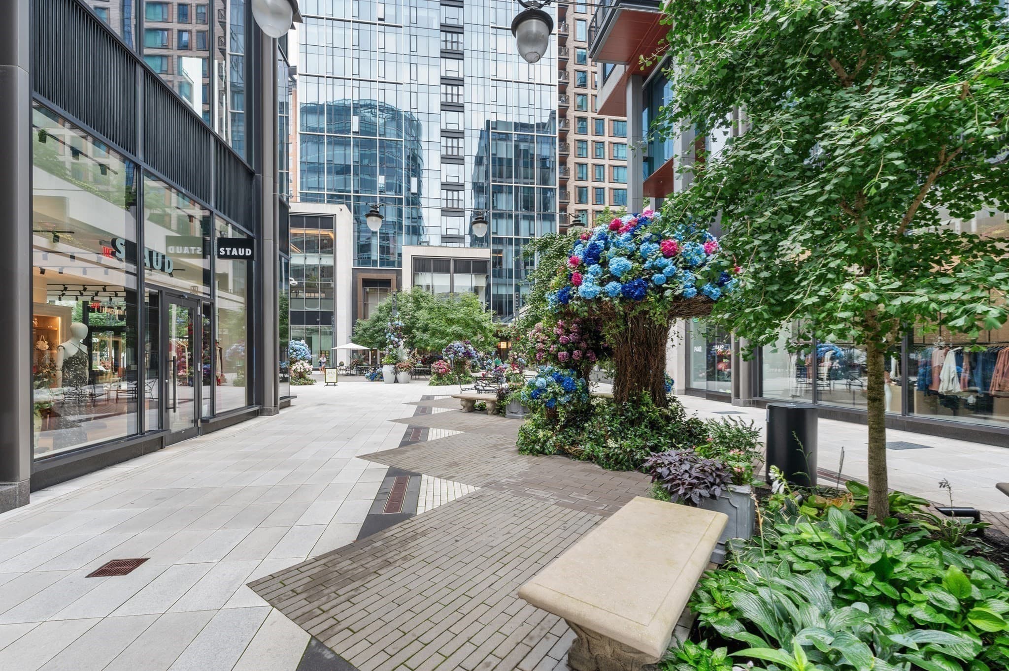 Condominium at 135 Seaport Blvd # 818, Boston MA 02210, Boston, photo 27 of 29