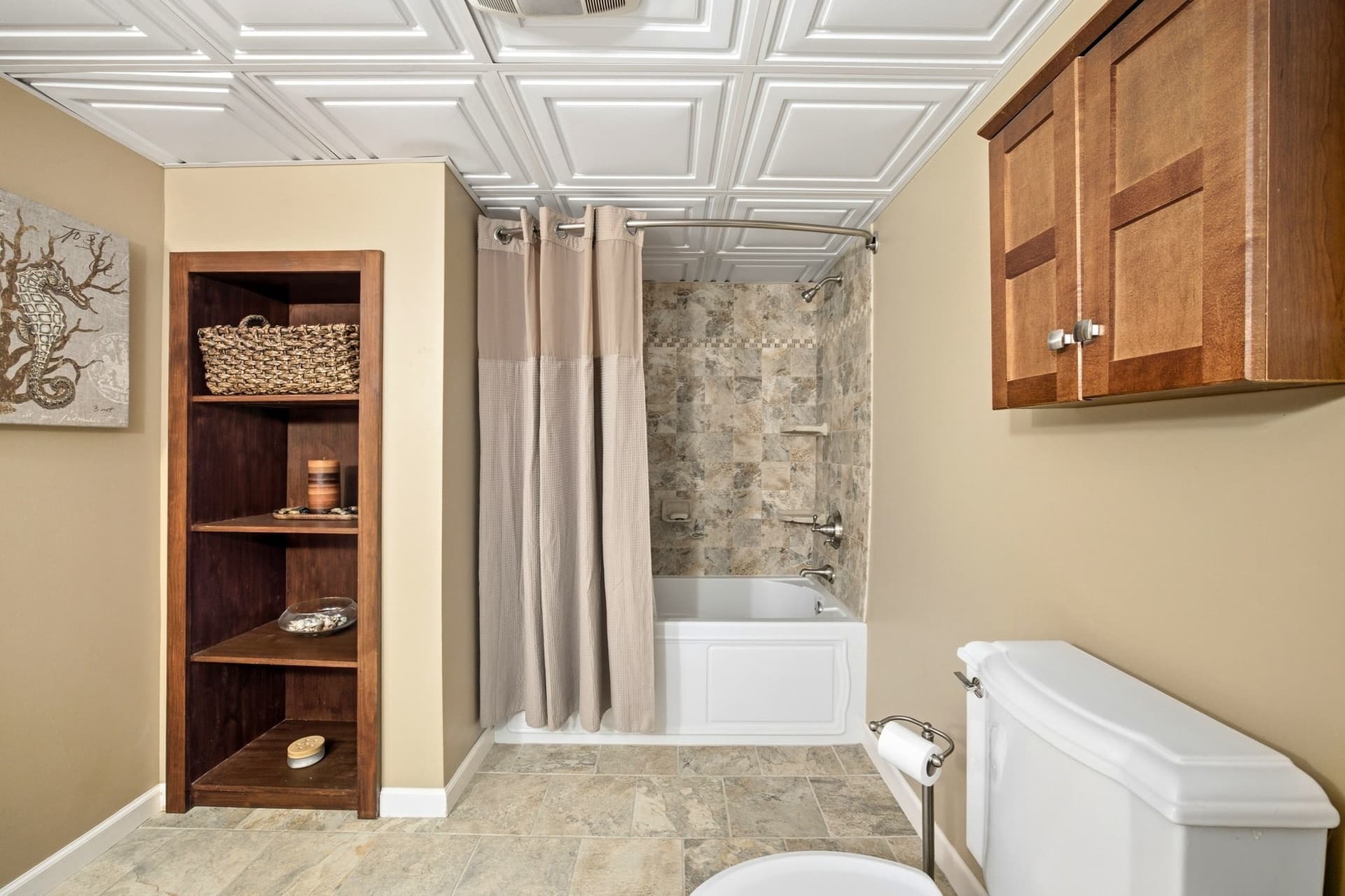 Single Family Residence at 20 Dana Hl, Belchertown MA 01007, photo 27 of 40