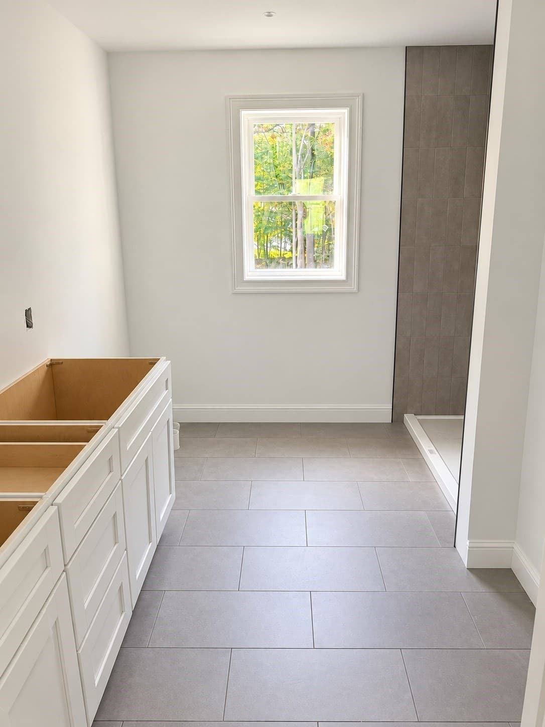 Single Family Residence at 47 Jerad Dr, Ludlow MA 01056, Ludlow, photo 3 of 7