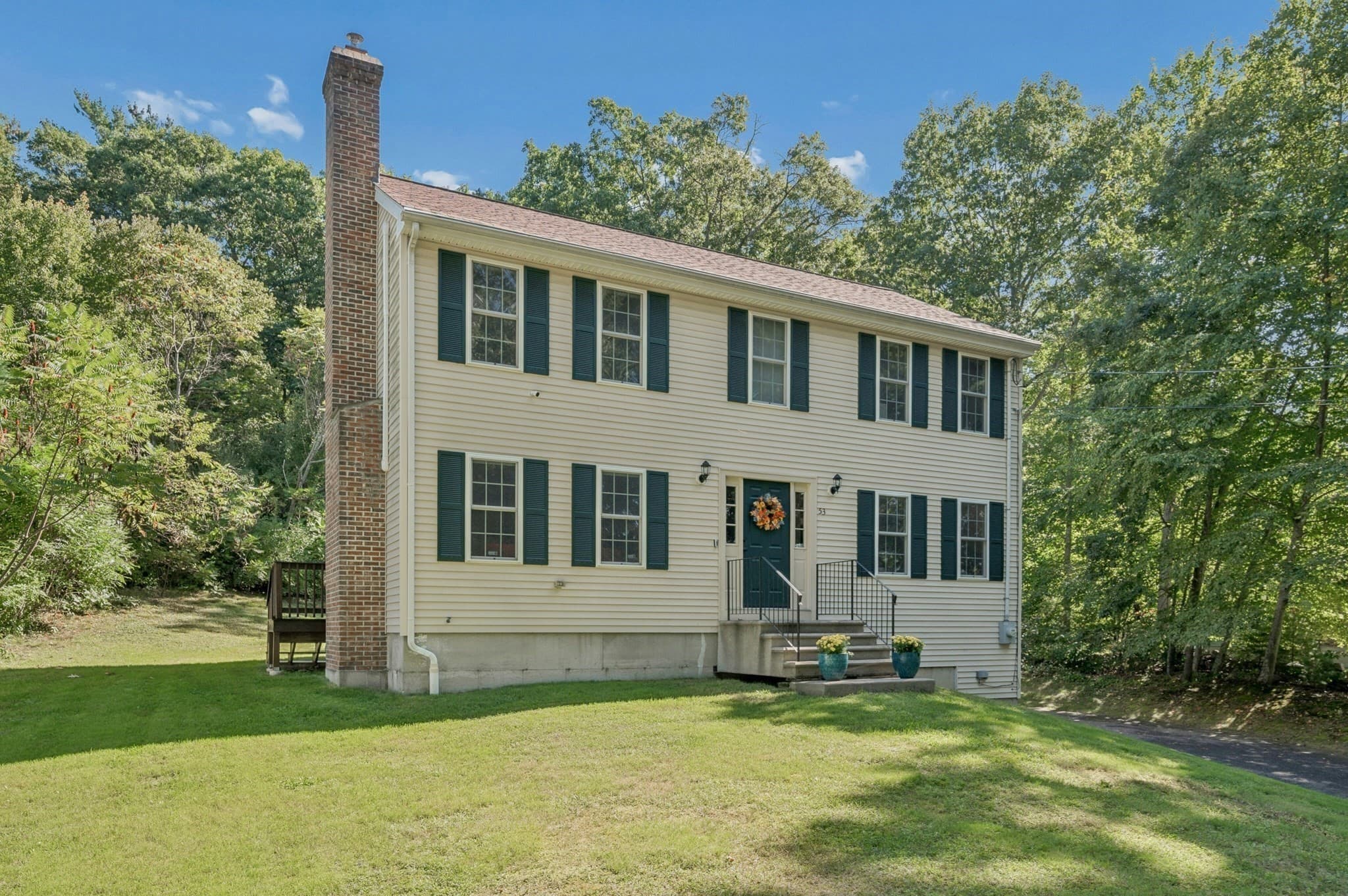 Single Family Residence at 53 Rawson Rd, Webster MA 01570, Webster, photo 5 of 37
