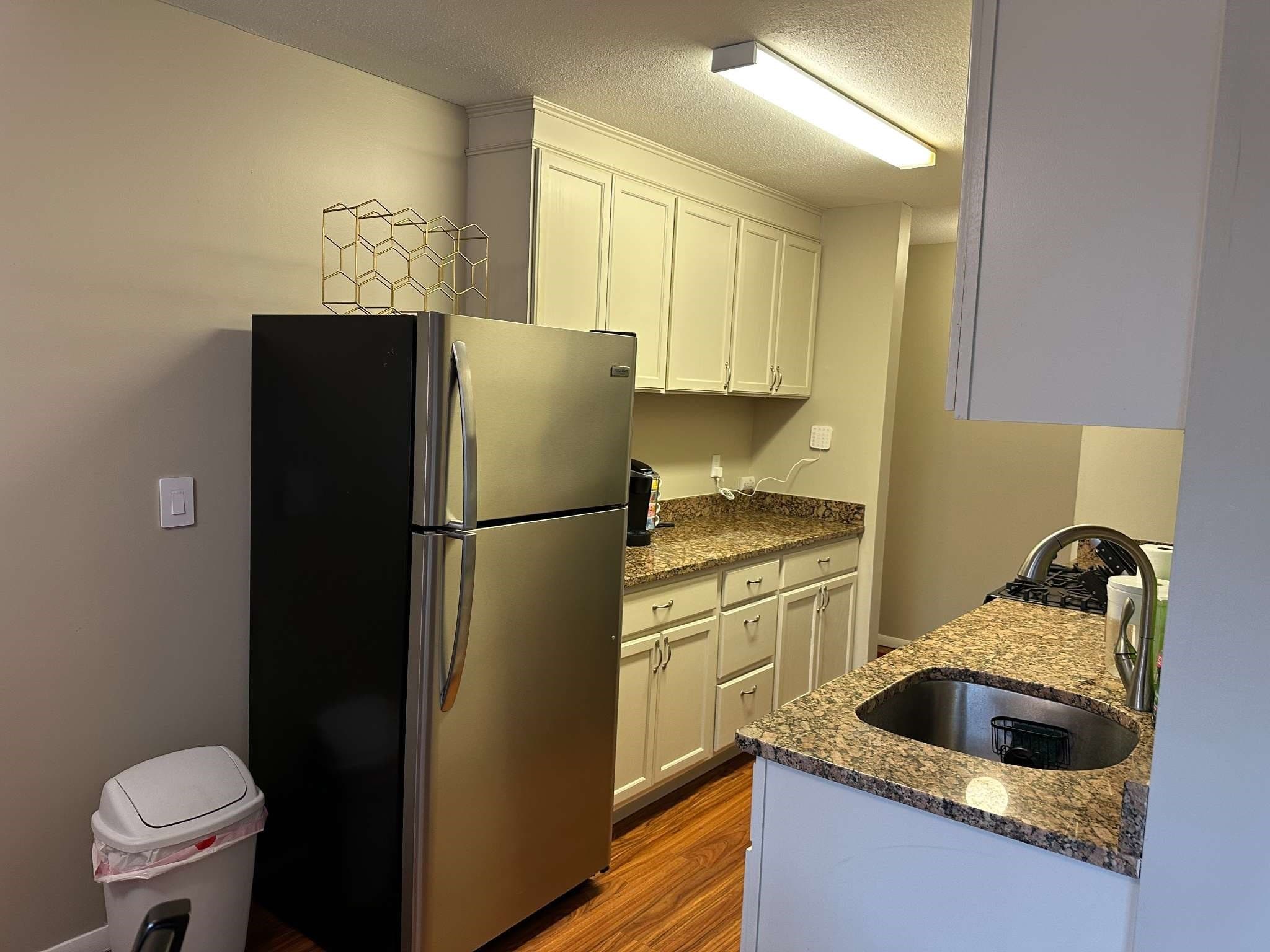 Condominium at 20 Shrewsbury Green Dr # G, Shrewsbury MA 01545, Shrewsbury, photo 11 of 20
