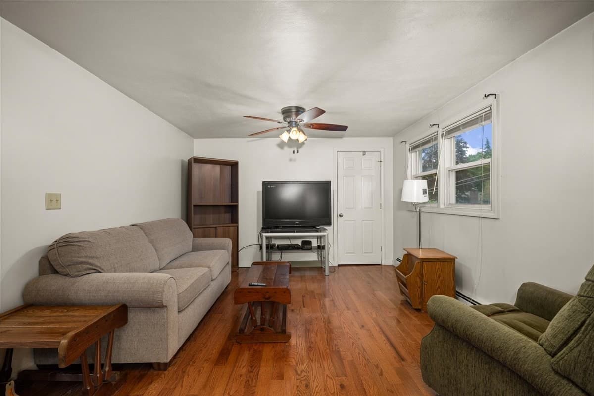 Single Family Residence at 320 Mason Rd Ext, Dudley MA 01571, photo 10 of 21