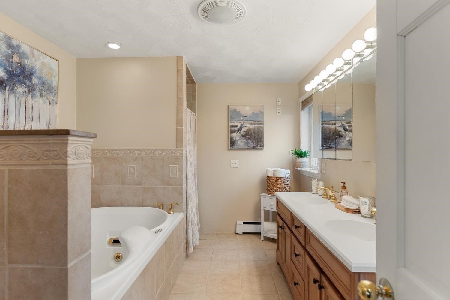 Single Family Residence at 9 Tibbetts Ave, Danvers MA 01923, Danvers, photo 28 of 42