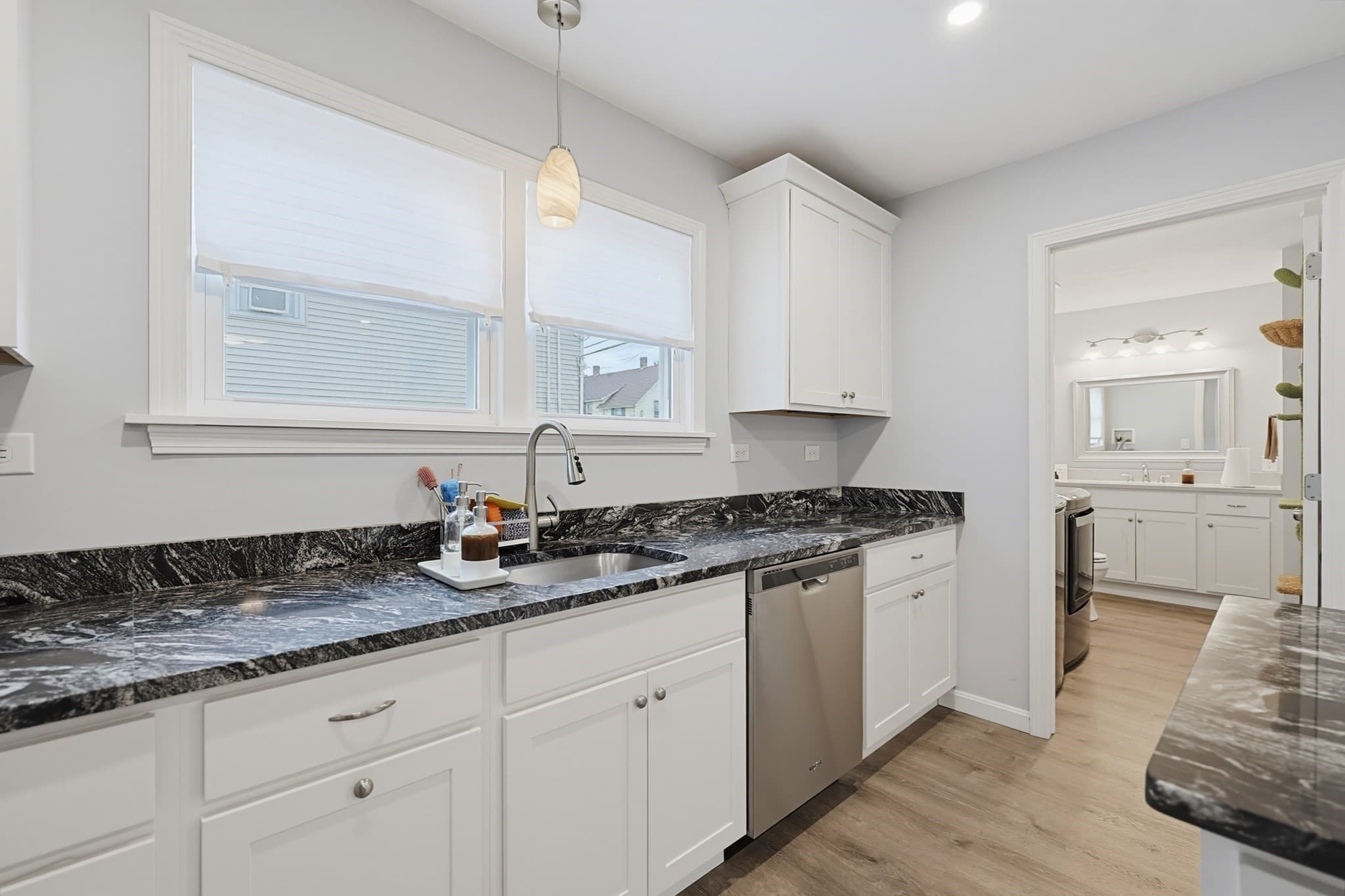 Condominium at 21 Orchard St # 21, Grafton MA 01560, photo 6 of 32