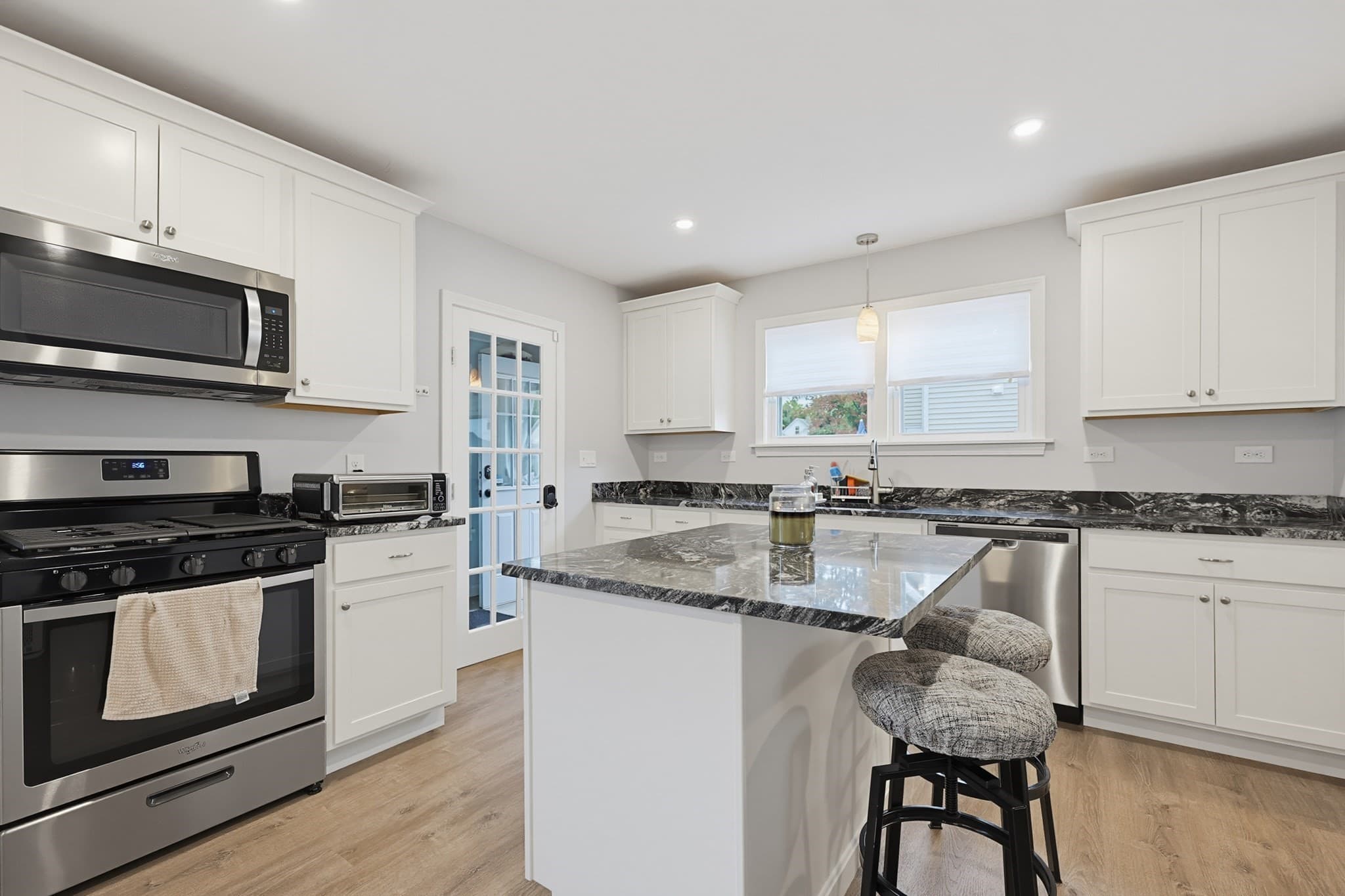 Condominium at 21 Orchard St # 21, Grafton MA 01560, photo 4 of 32