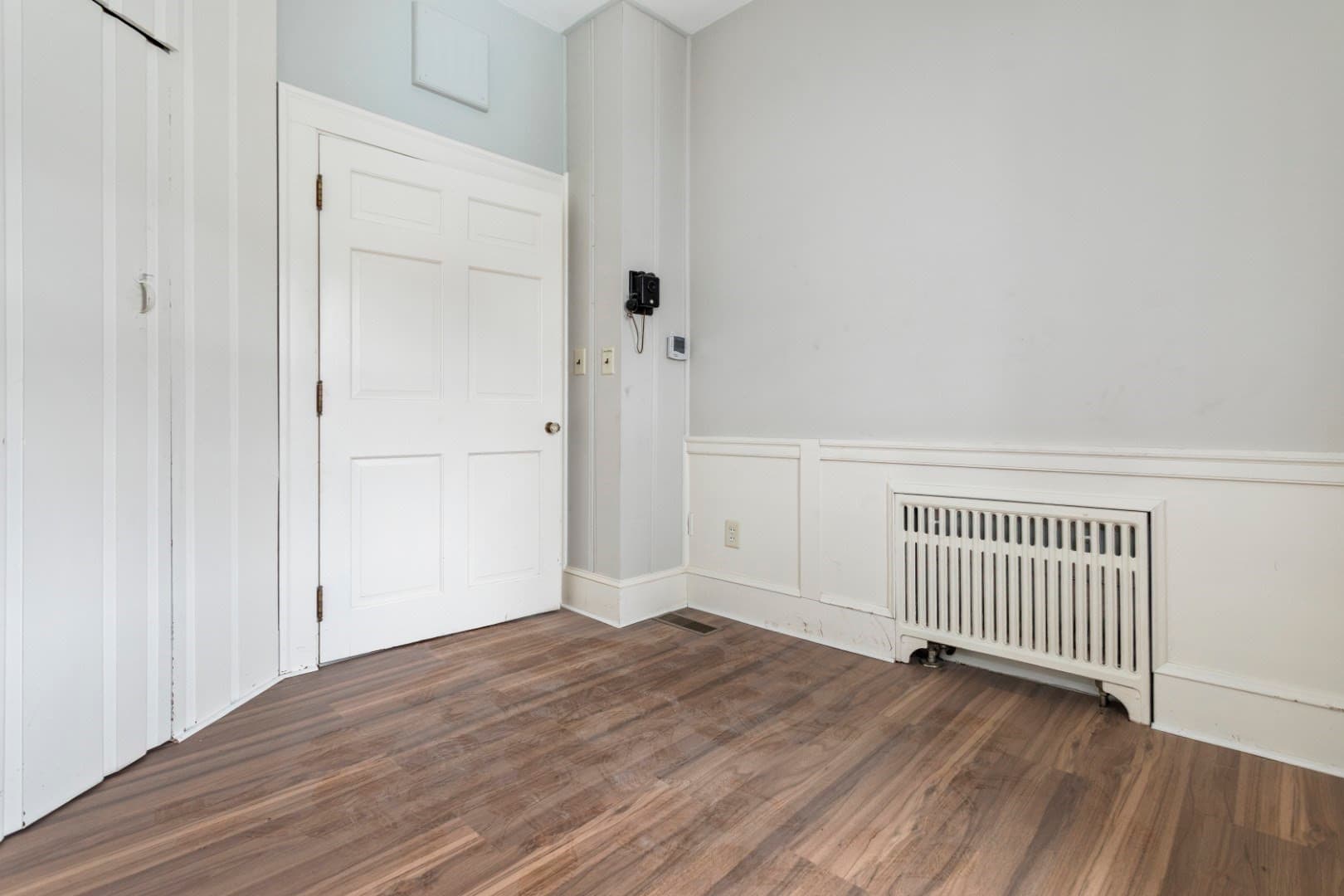 4 Family at 4-6 Common Street, Stoneham MA 02180, Stoneham, photo 6 of 24