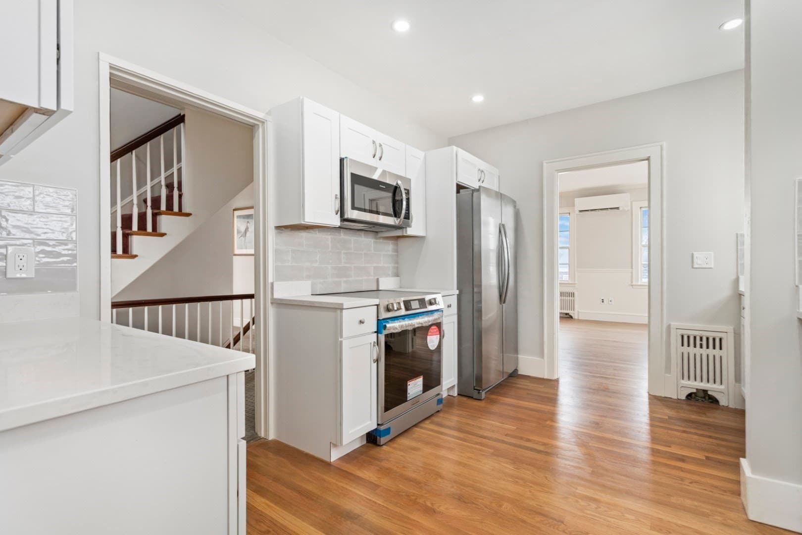 4 Family at 4-6 Common Street, Stoneham MA 02180, Stoneham, photo 12 of 24