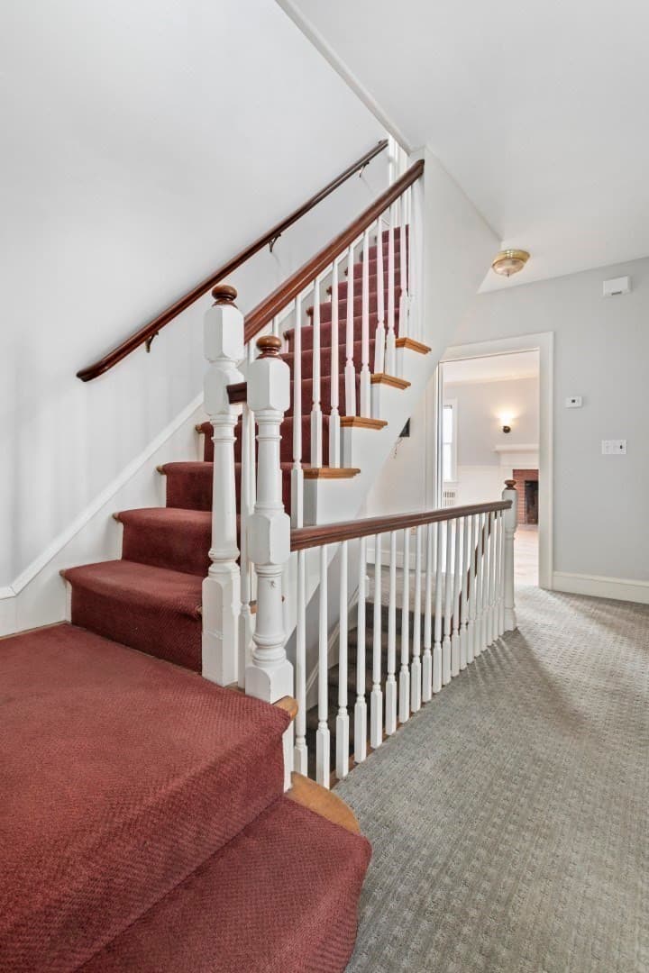 4 Family at 4-6 Common Street, Stoneham MA 02180, Stoneham, photo 8 of 24