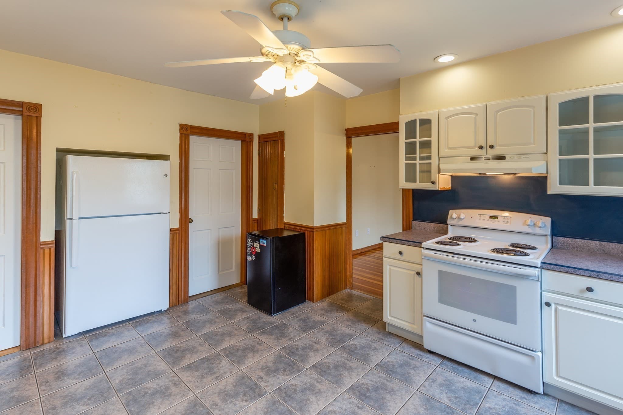 2 Family - 2 Units Up/Down at 32 Carleton St, Whitman MA 02382, photo 14 of 42