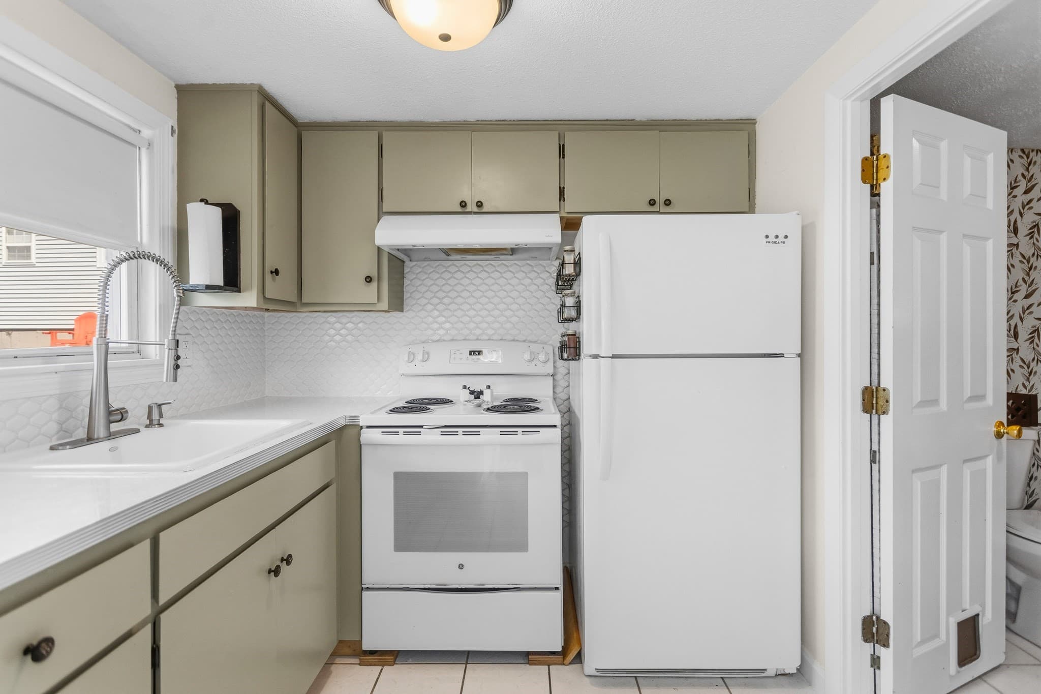 Condominium at 18 Westford Road # 34, Ayer MA 01432, Ayer, photo 12 of 28