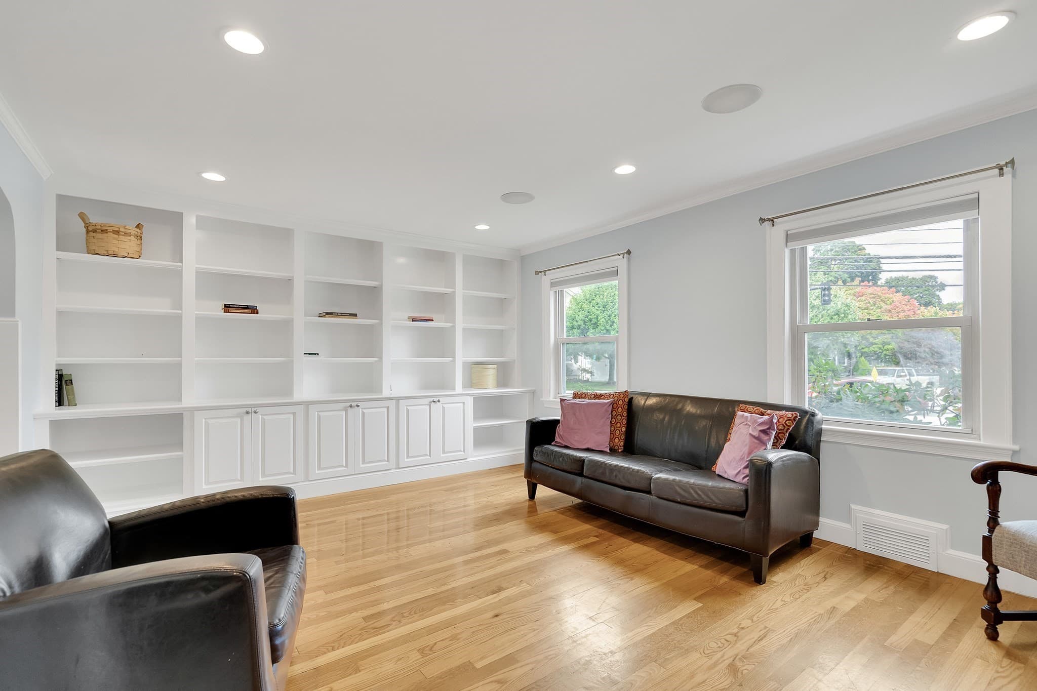 Single Family Residence at 248 Warren, Waltham MA 02453, Waltham, photo 9 of 42