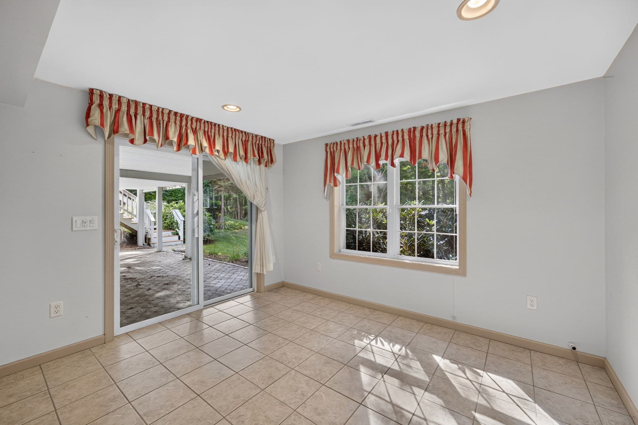 Single Family Residence at 15 Mint Sprig, Plymouth MA 02360, Plymouth, photo 37 of 40