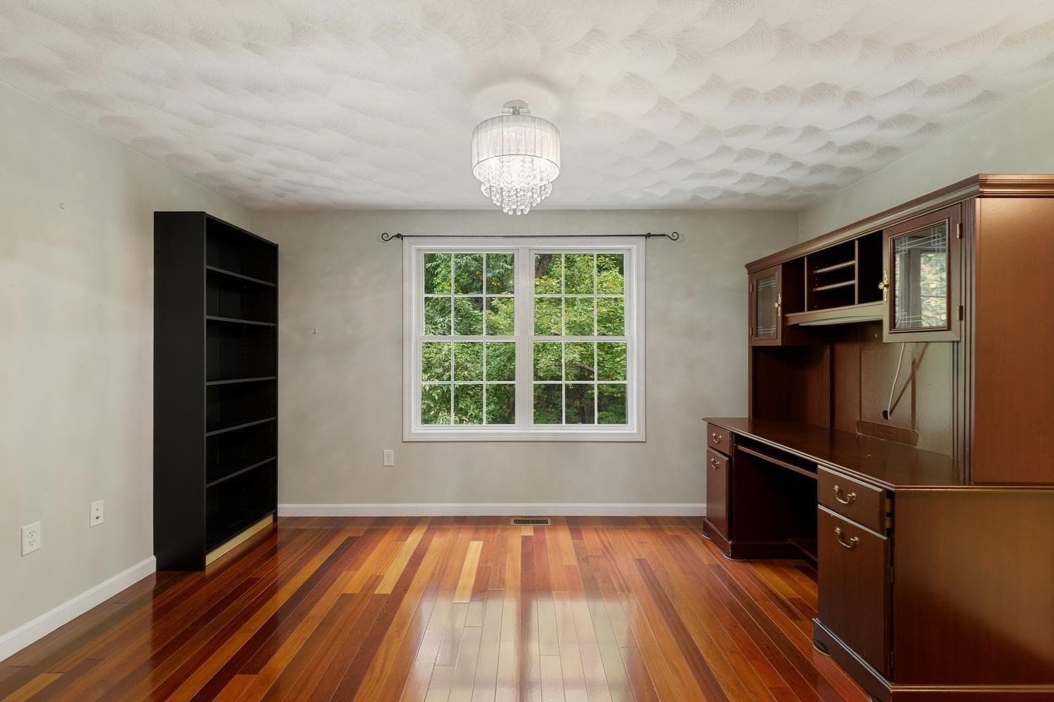 Single Family Residence at 30 Lowe St, Tewksbury MA 01876, Tewksbury, photo 17 of 42