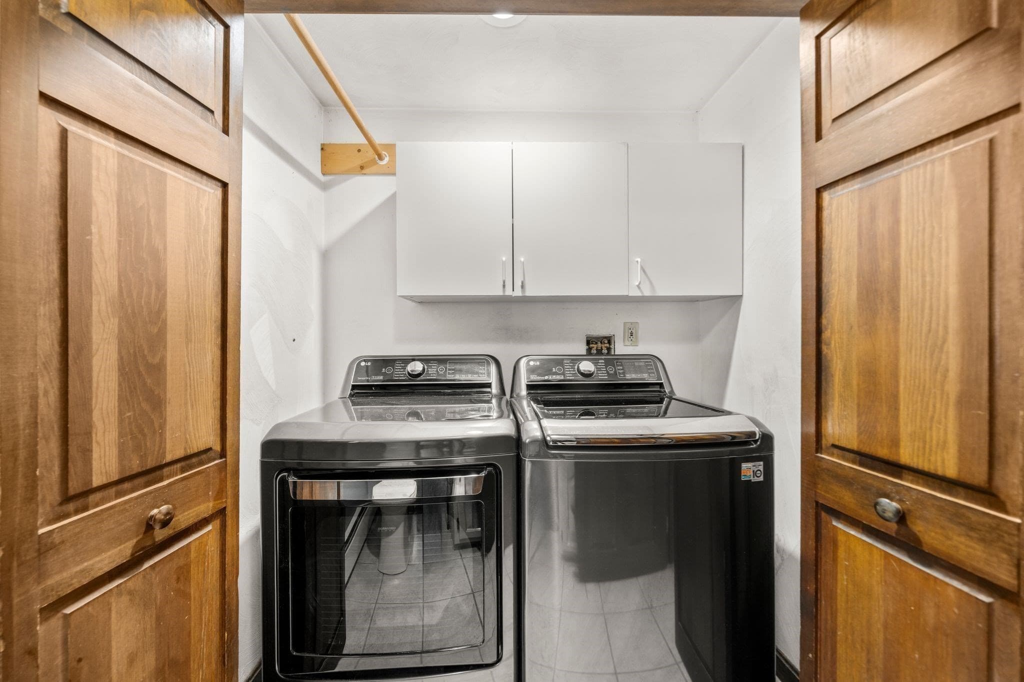 Single Family Residence at 173 Metcalf Rd, North Attleboro MA 02760, North Attleboro, photo 24 of 40