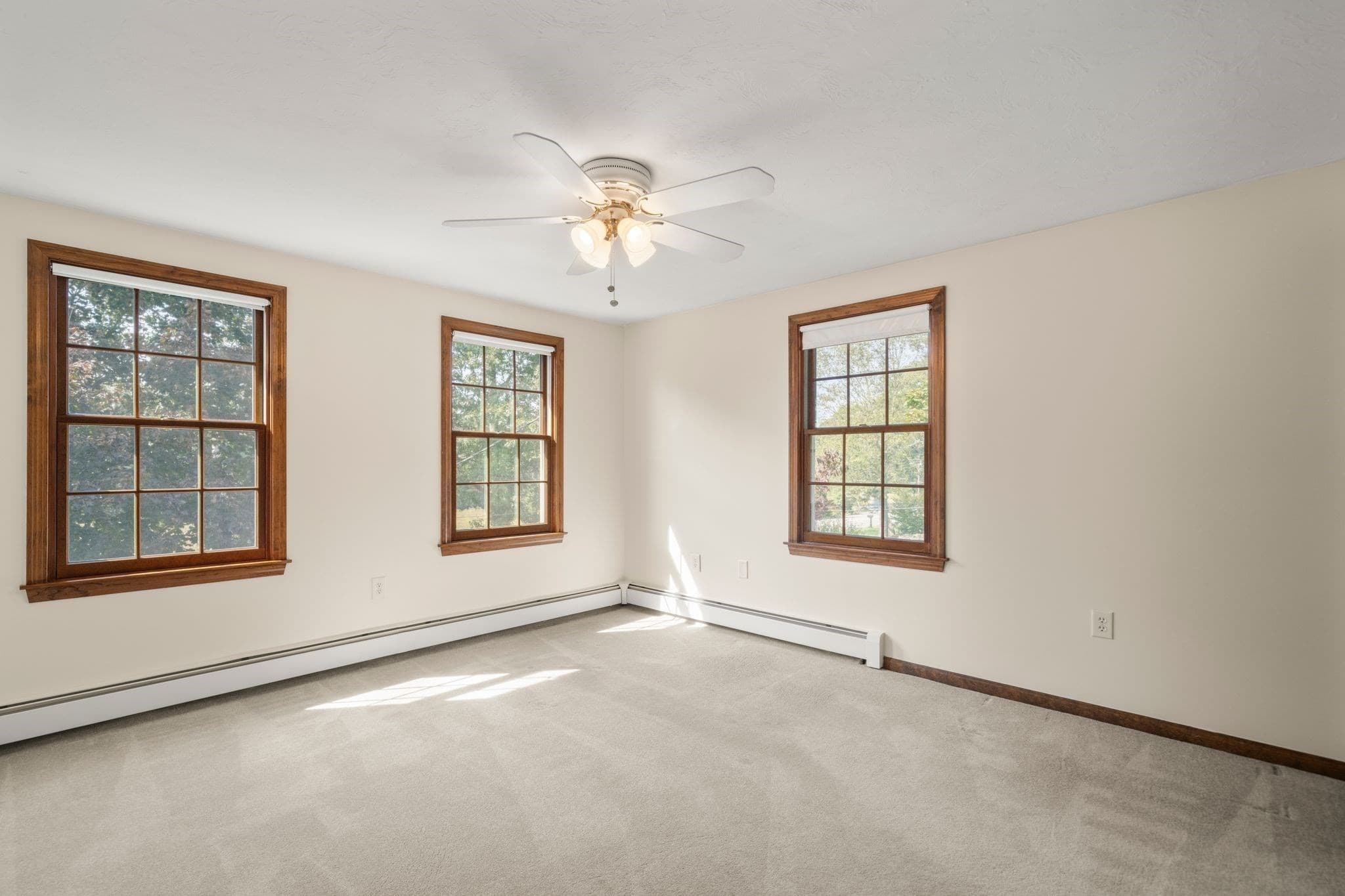 Single Family Residence at 173 Metcalf Rd, North Attleboro MA 02760, North Attleboro, photo 19 of 40
