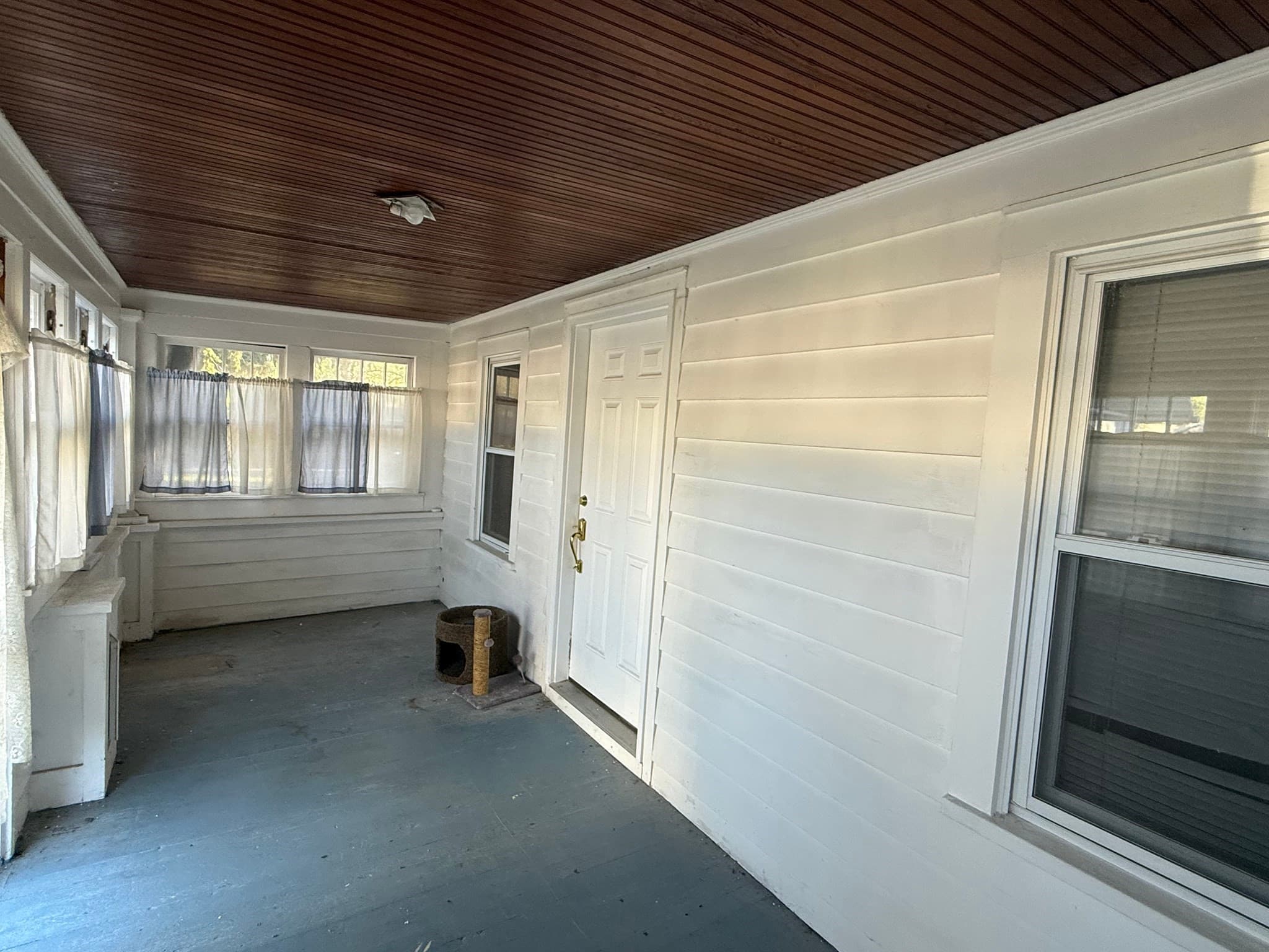 Single Family Residence at 148 Denver St, Springfield MA 01109, Springfield, photo 27 of 38