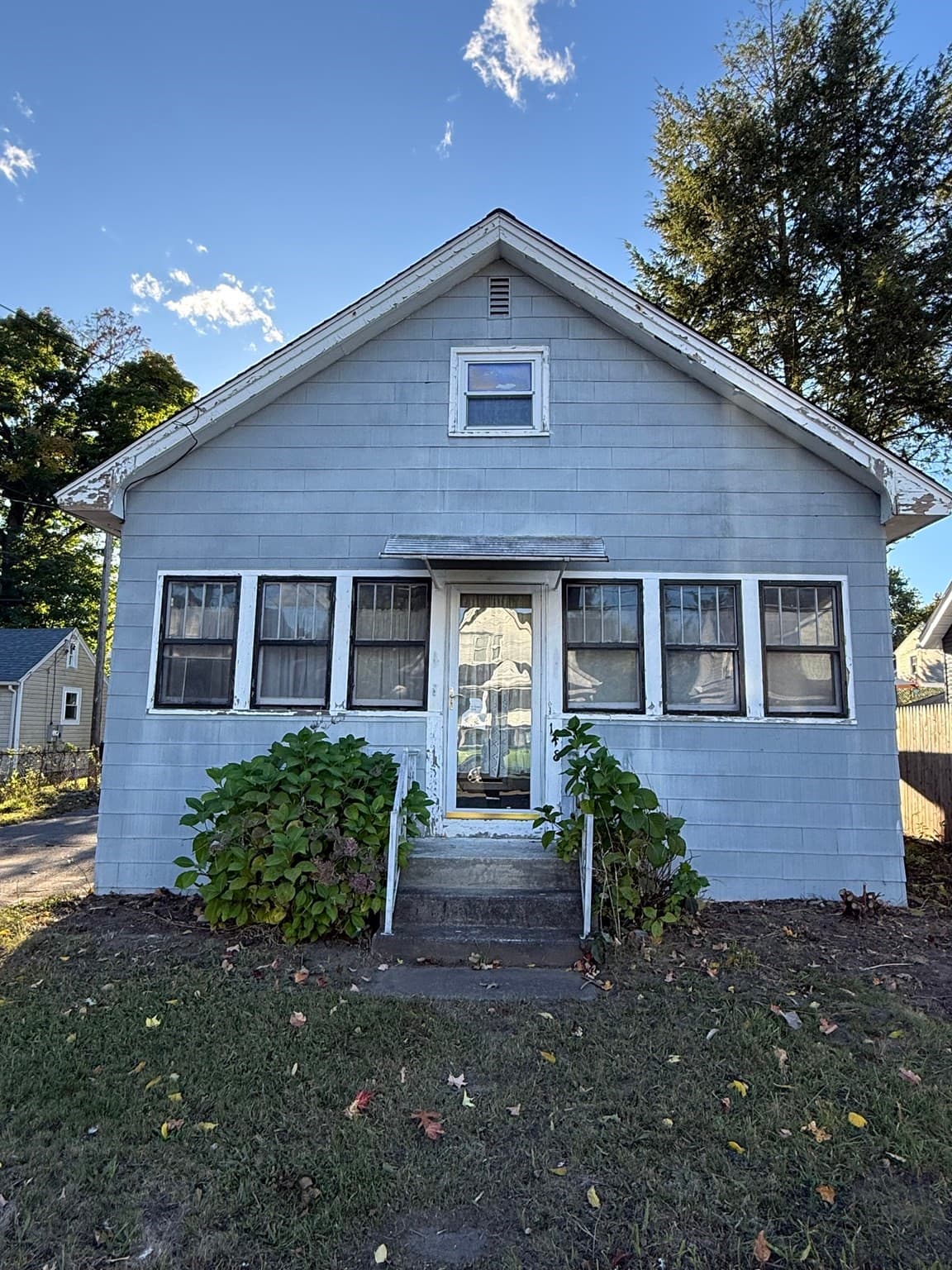 148 Denver St, Springfield MA 01109