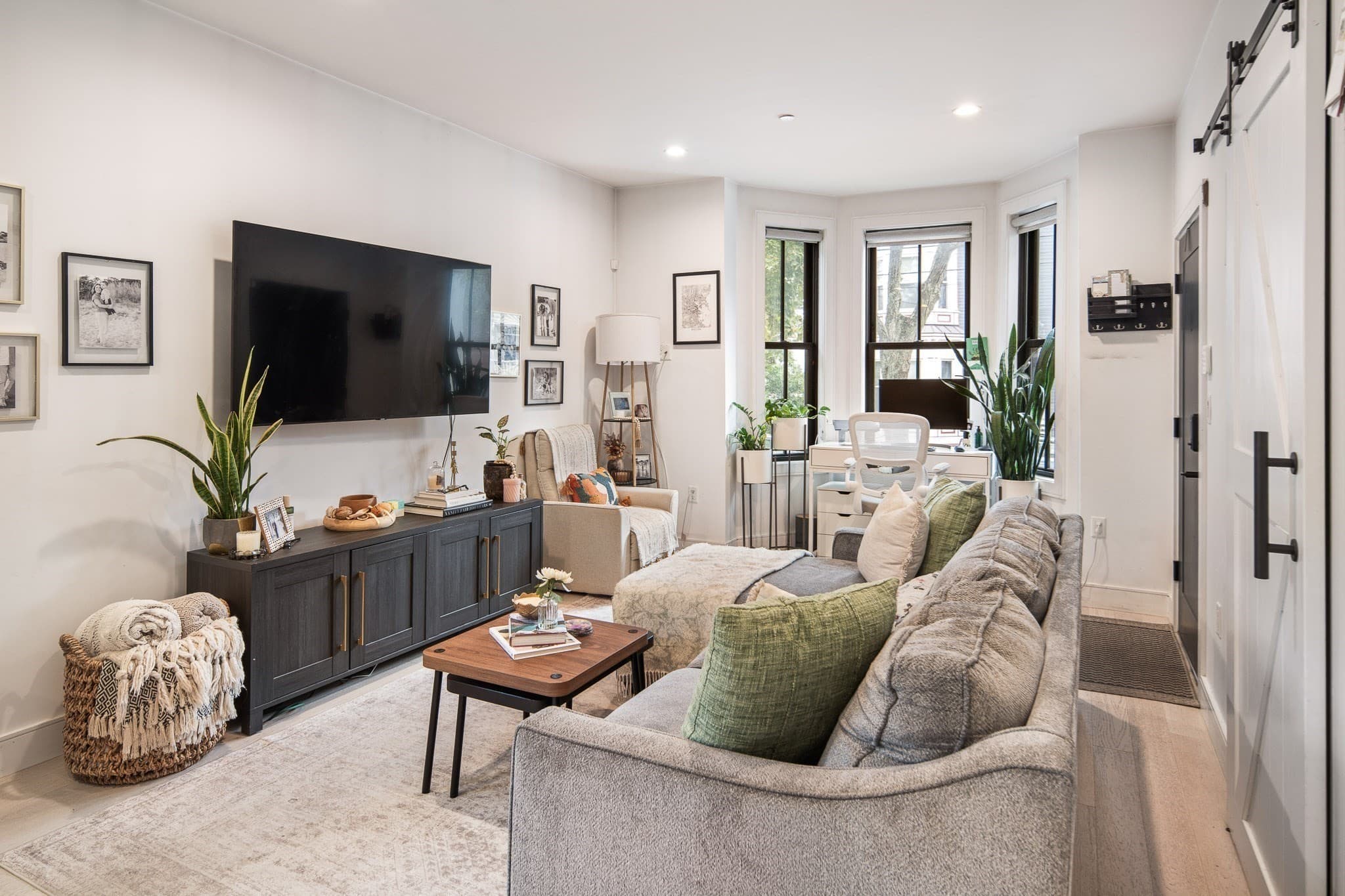 Condominium at 228 Webster St # 1, Boston MA 02128, Boston, photo 8 of 30