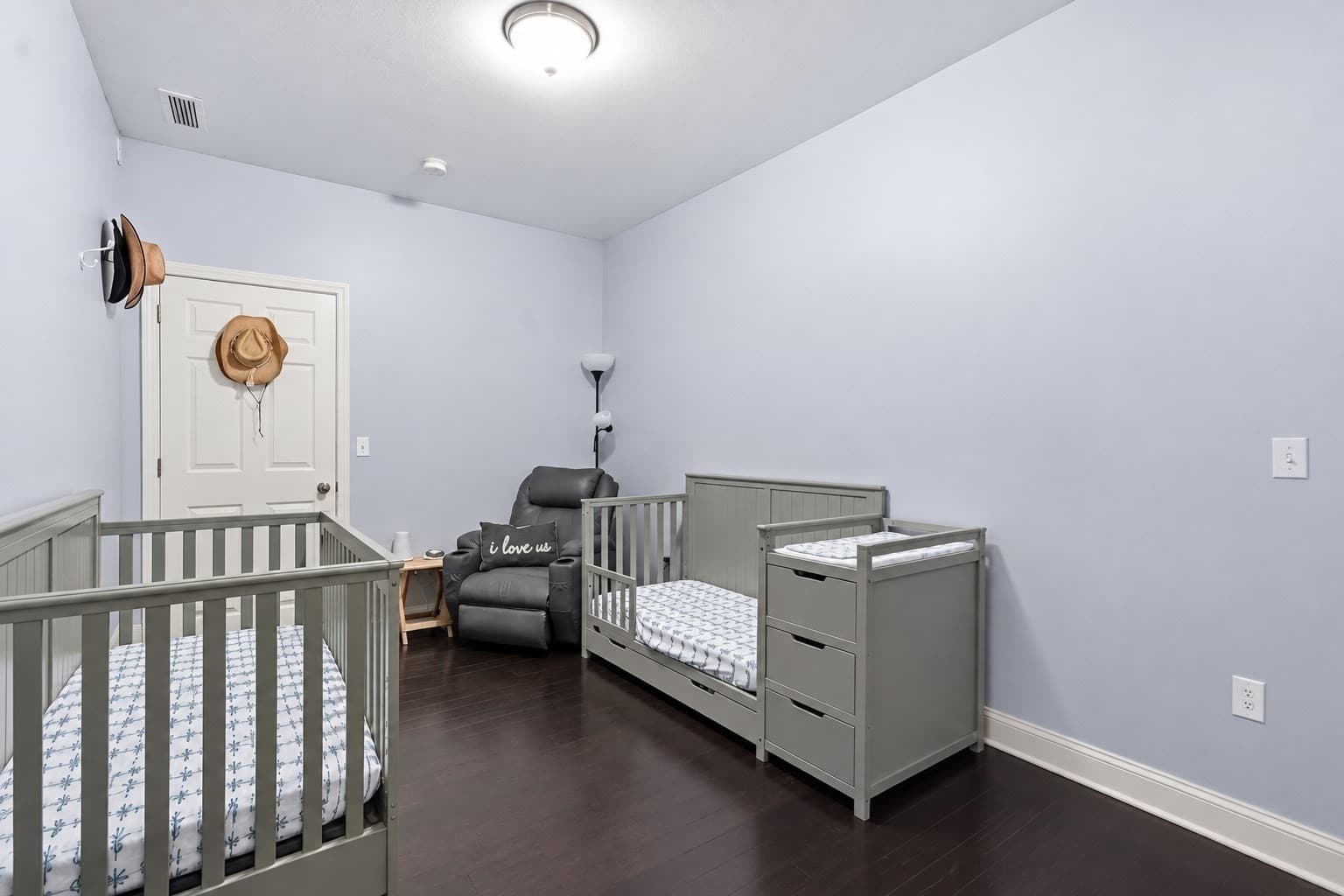 Single Family Residence at 223 Chicopee St, Chicopee MA 01013, Chicopee, photo 12 of 26
