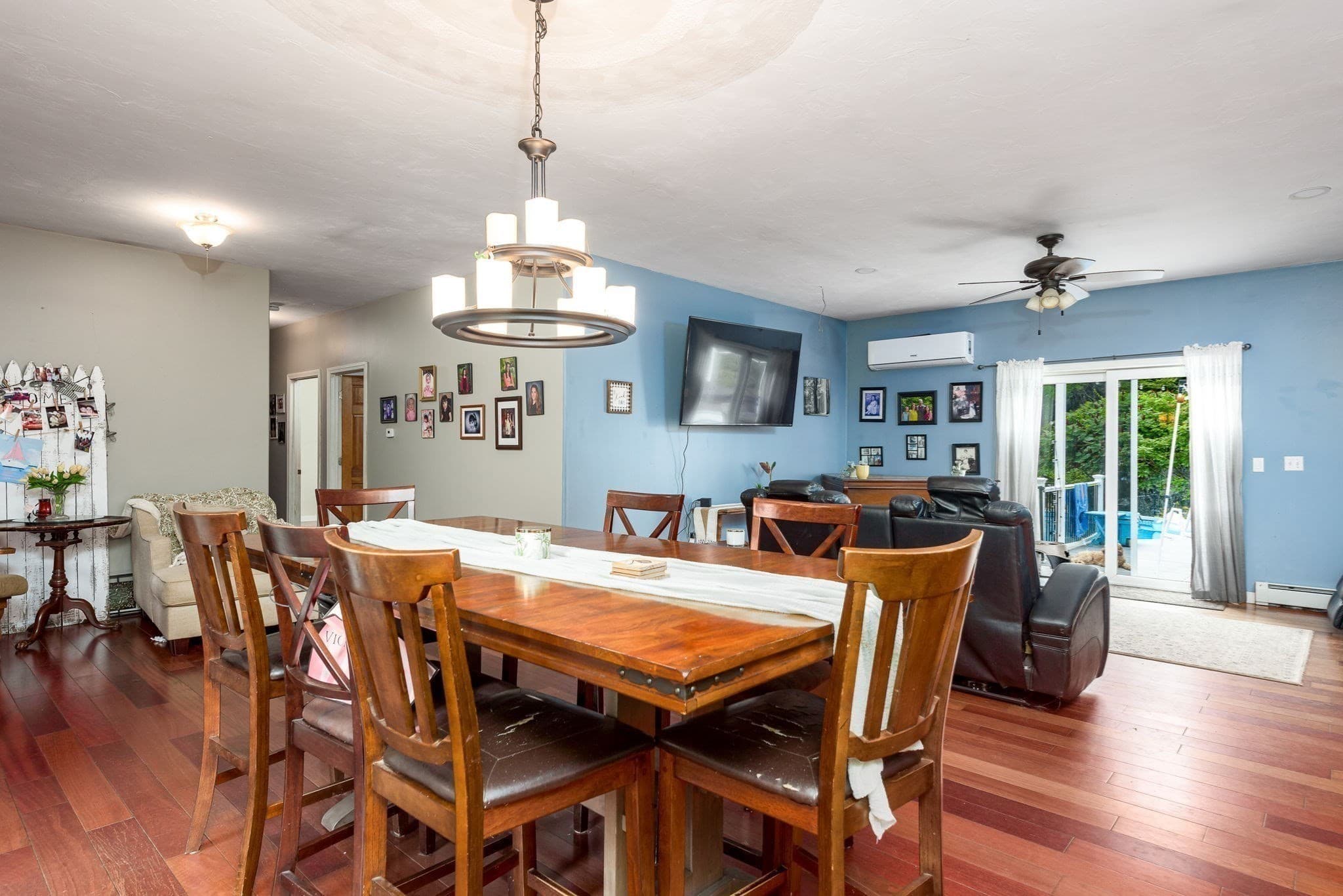 Single Family Residence at 332 Ravenelle Road, Thompson CT 06255, photo 10 of 42