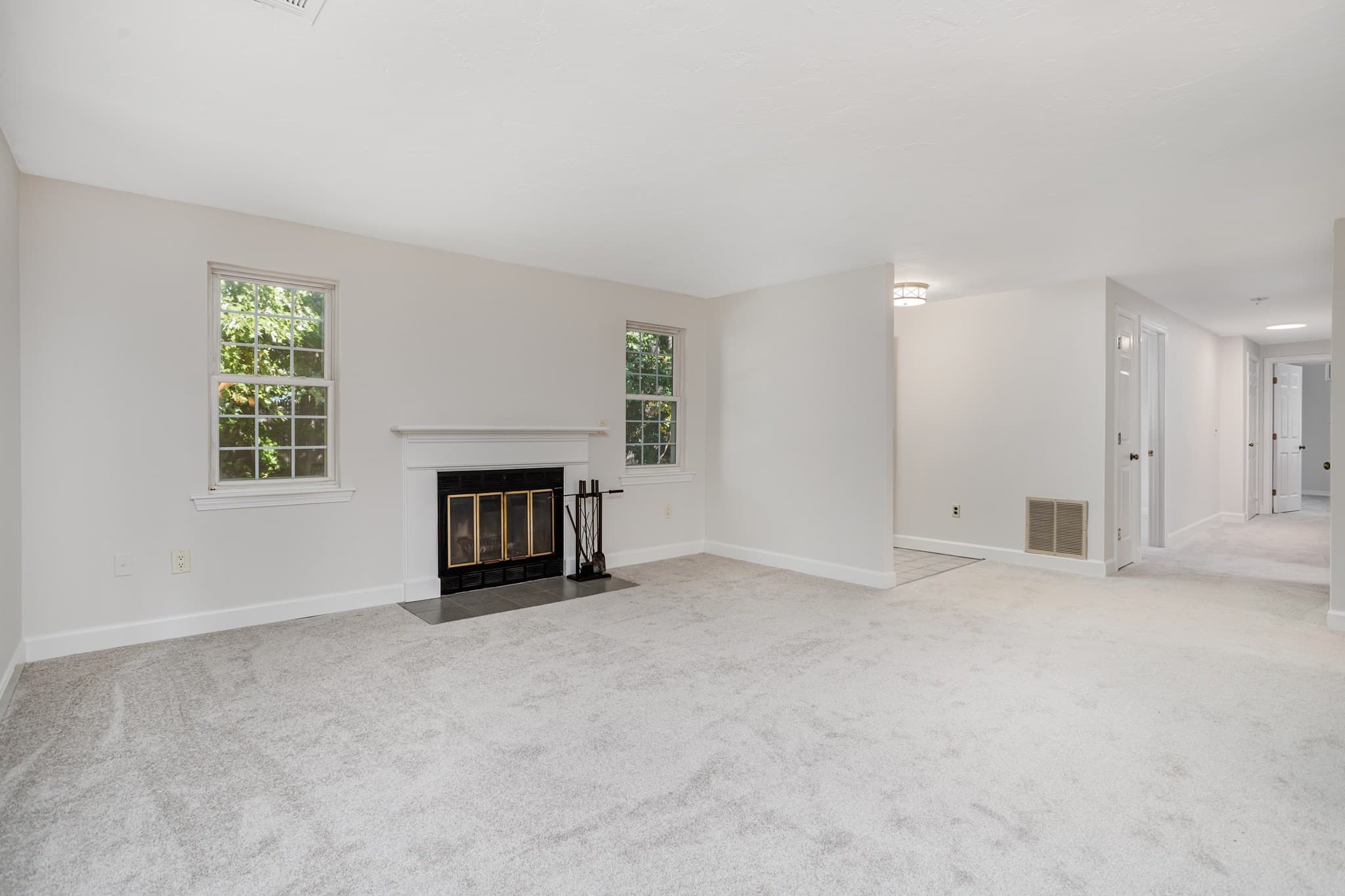 Condominium at 303 Ridgefield Circle # 303D, Clinton MA 01510, Clinton, photo 17 of 37