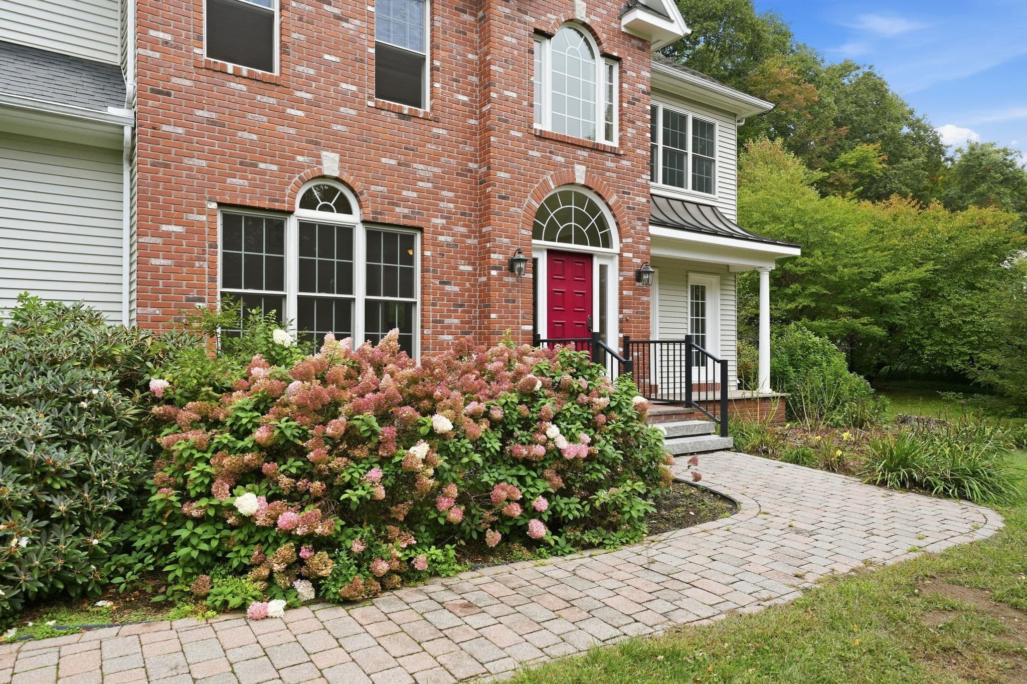 Single Family Residence at 51 Linseed Rd, Northampton MA 01088, Northampton, photo 3 of 42