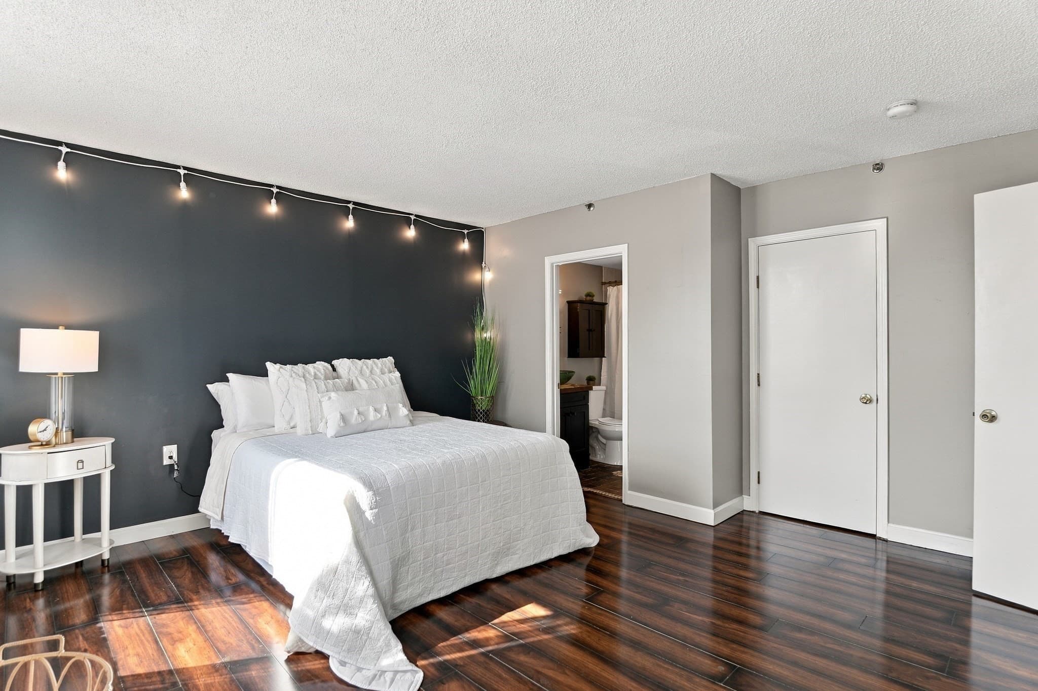Condominium at 80 Foster Street # 203, Peabody MA 01960, Peabody, photo 12 of 27