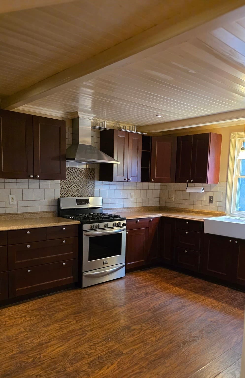 3 Family at 475 Tecumseh St, Fall River MA 02721, Fall River, photo 7 of 28