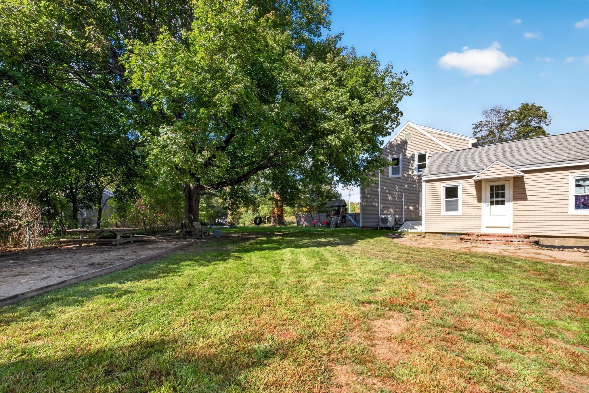 Single Family Residence at 87 River St, Middleboro MA 02346, Middleboro, photo 13 of 42