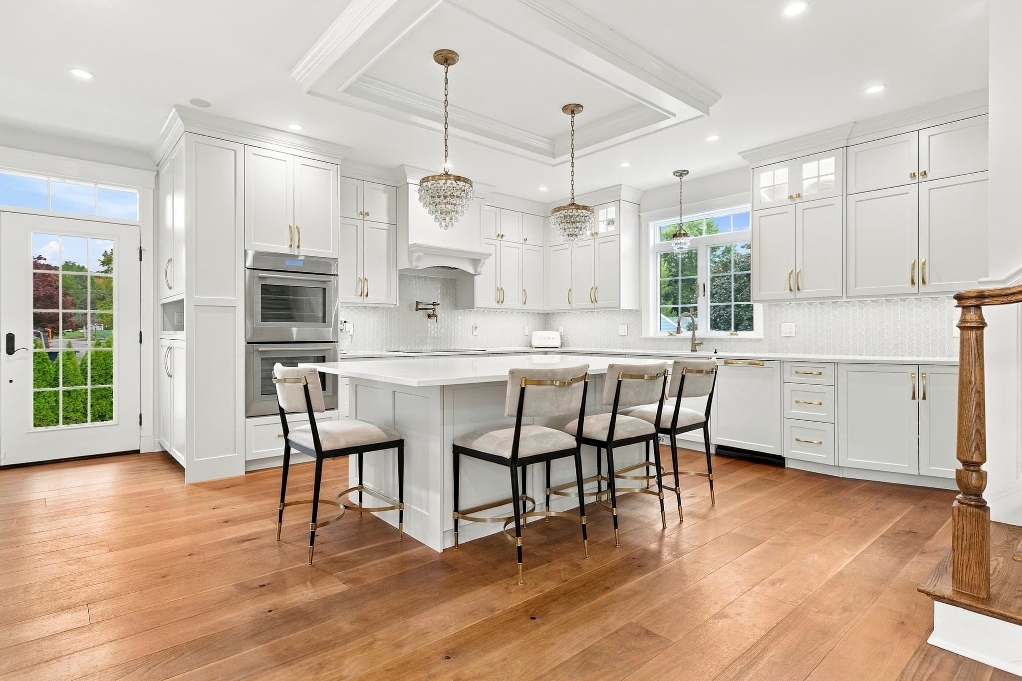 Single Family Residence at 2 Hampton Court, Lynnfield MA 01940, Lynnfield, photo 2 of 26