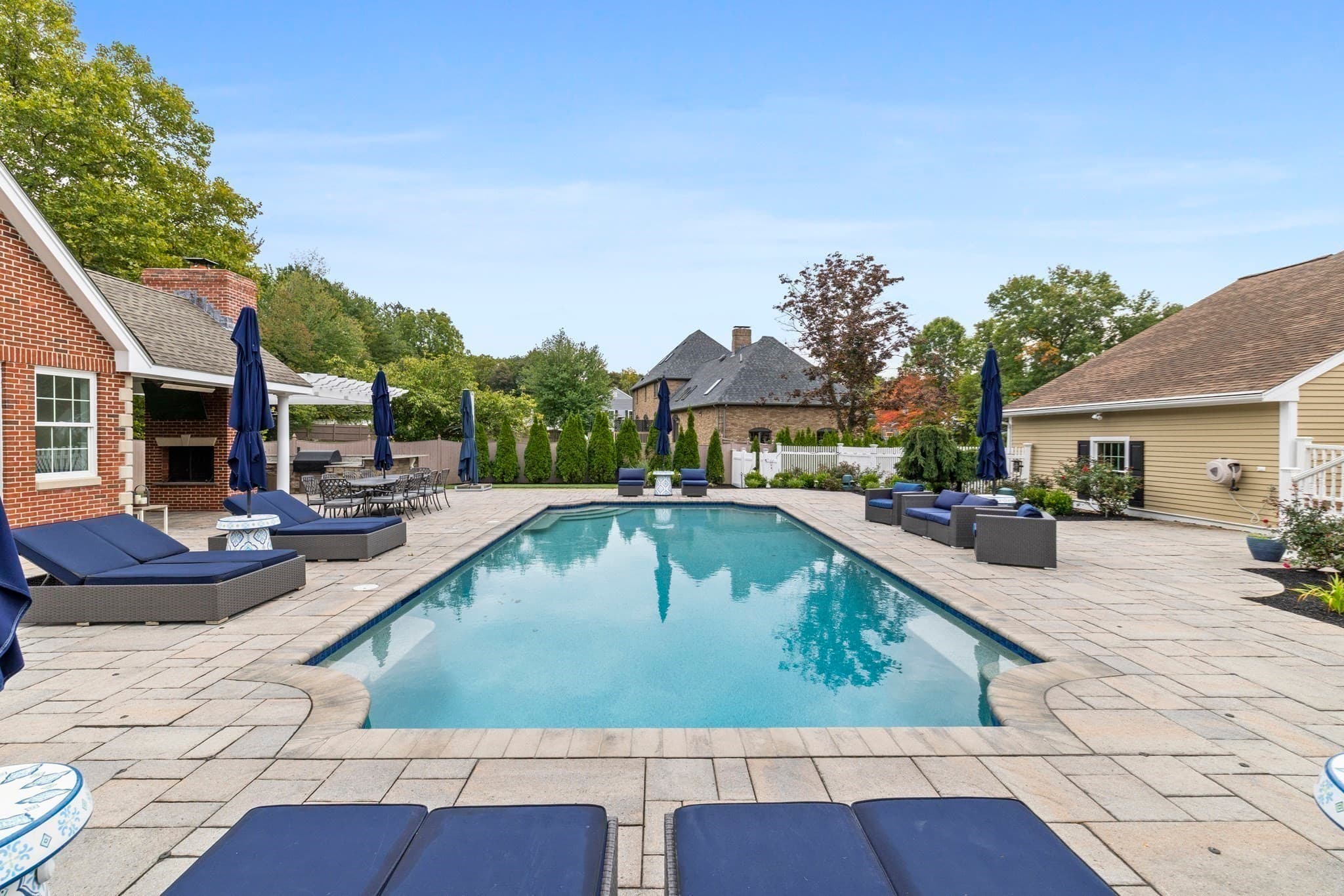 Single Family Residence at 2 Hampton Court, Lynnfield MA 01940, Lynnfield, photo 19 of 26