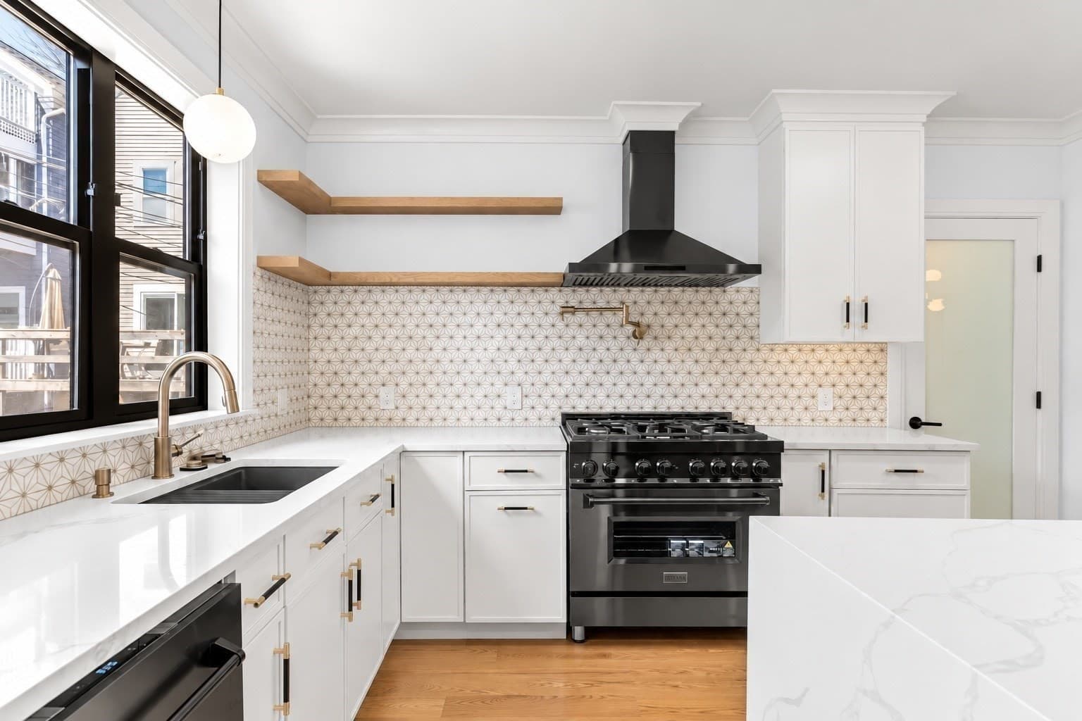 Single Family Residence at 181 I Street, Boston MA 02127, Boston, photo 4 of 25