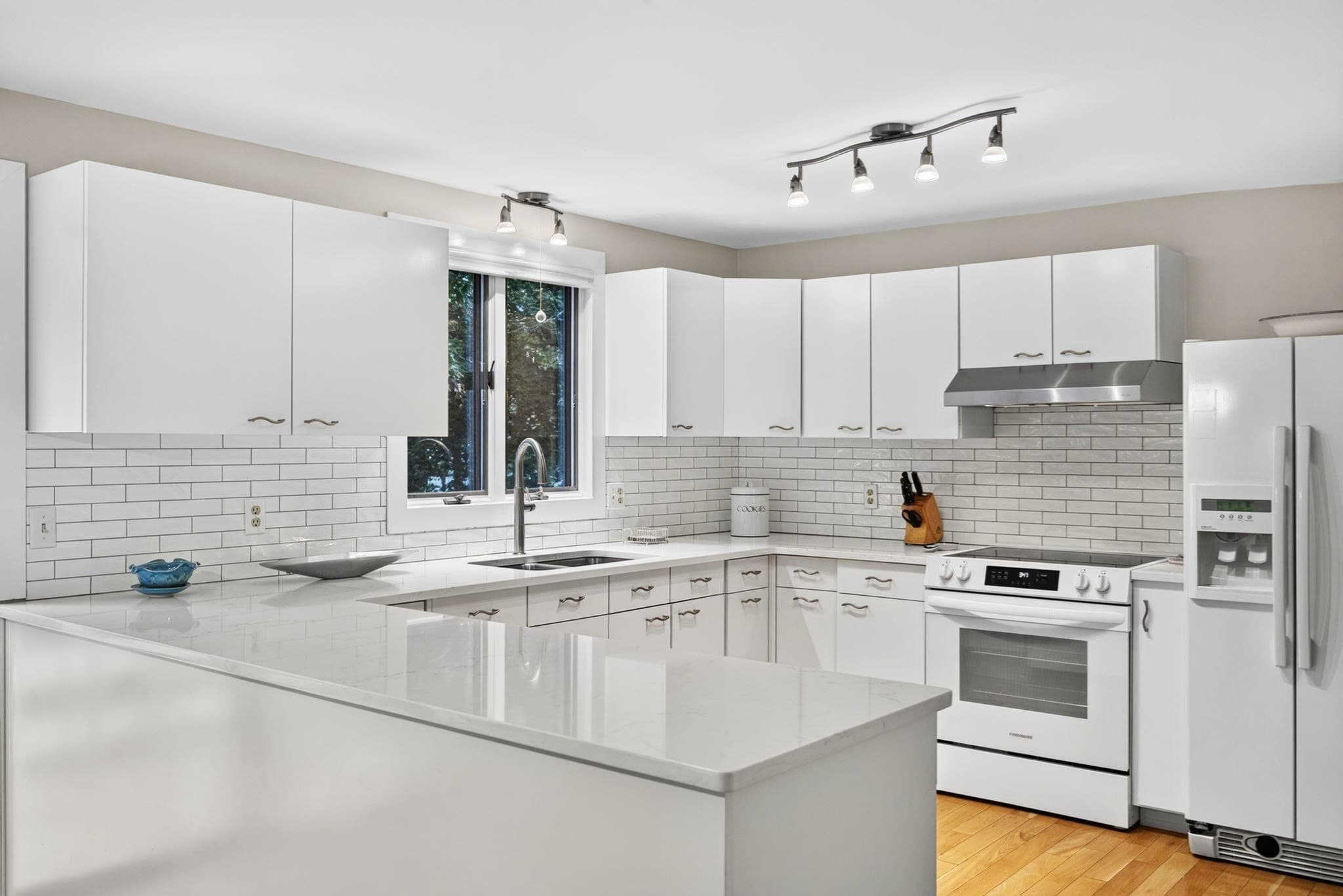 Single Family Residence at 21 Cahoon Road, Brewster MA 02631, Brewster, photo 13 of 41
