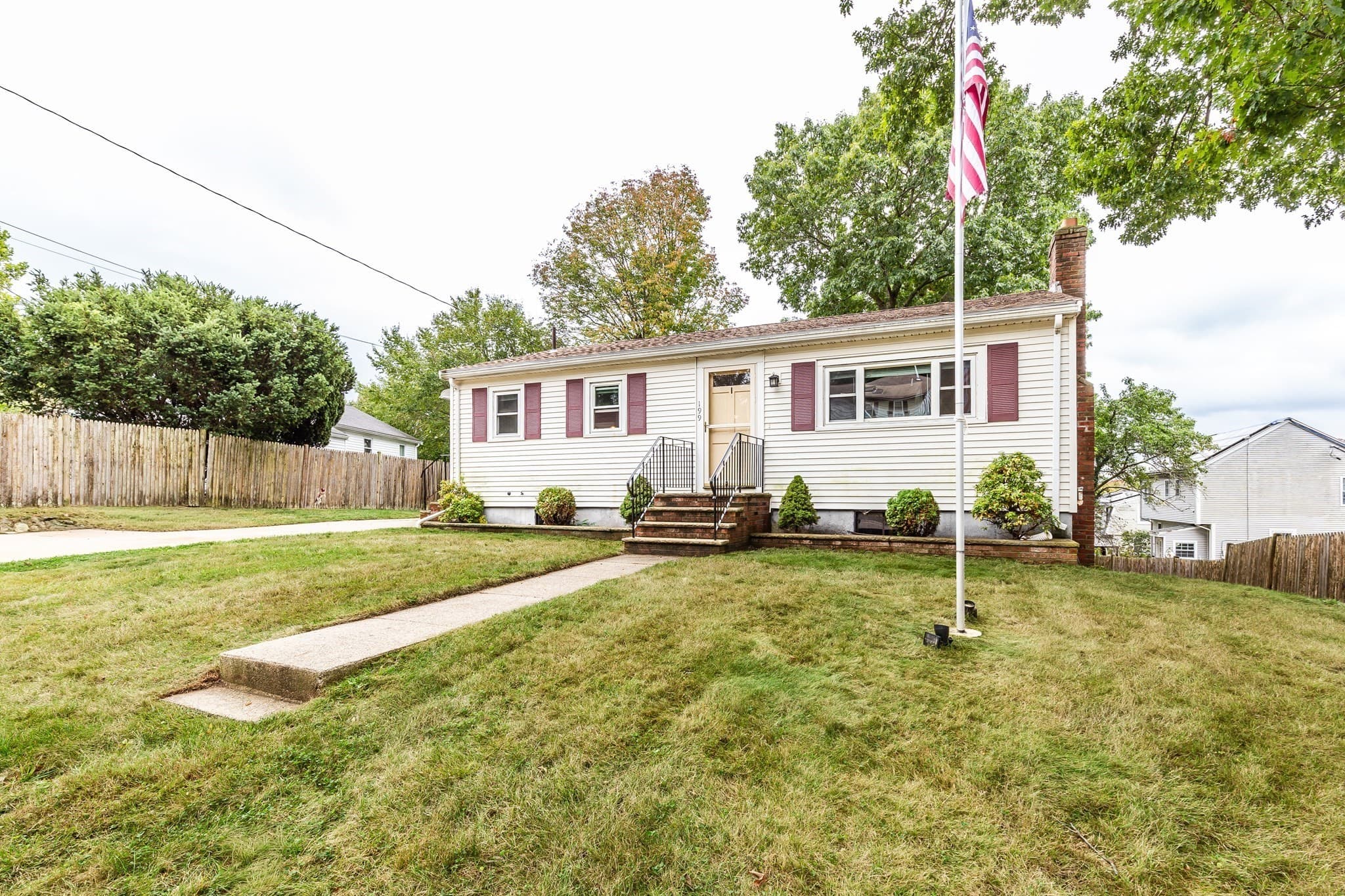 199 Anawan St, Brockton MA 02302
