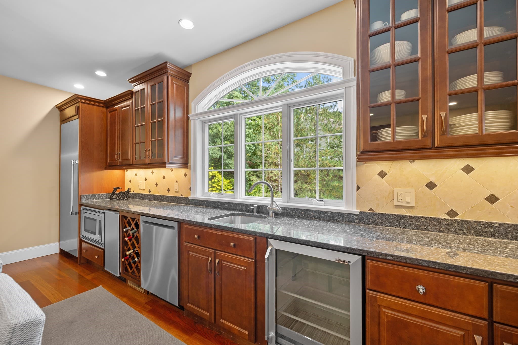 Single Family Residence at 78 Porter Rd, Andover MA 01810, Andover, photo 7 of 42