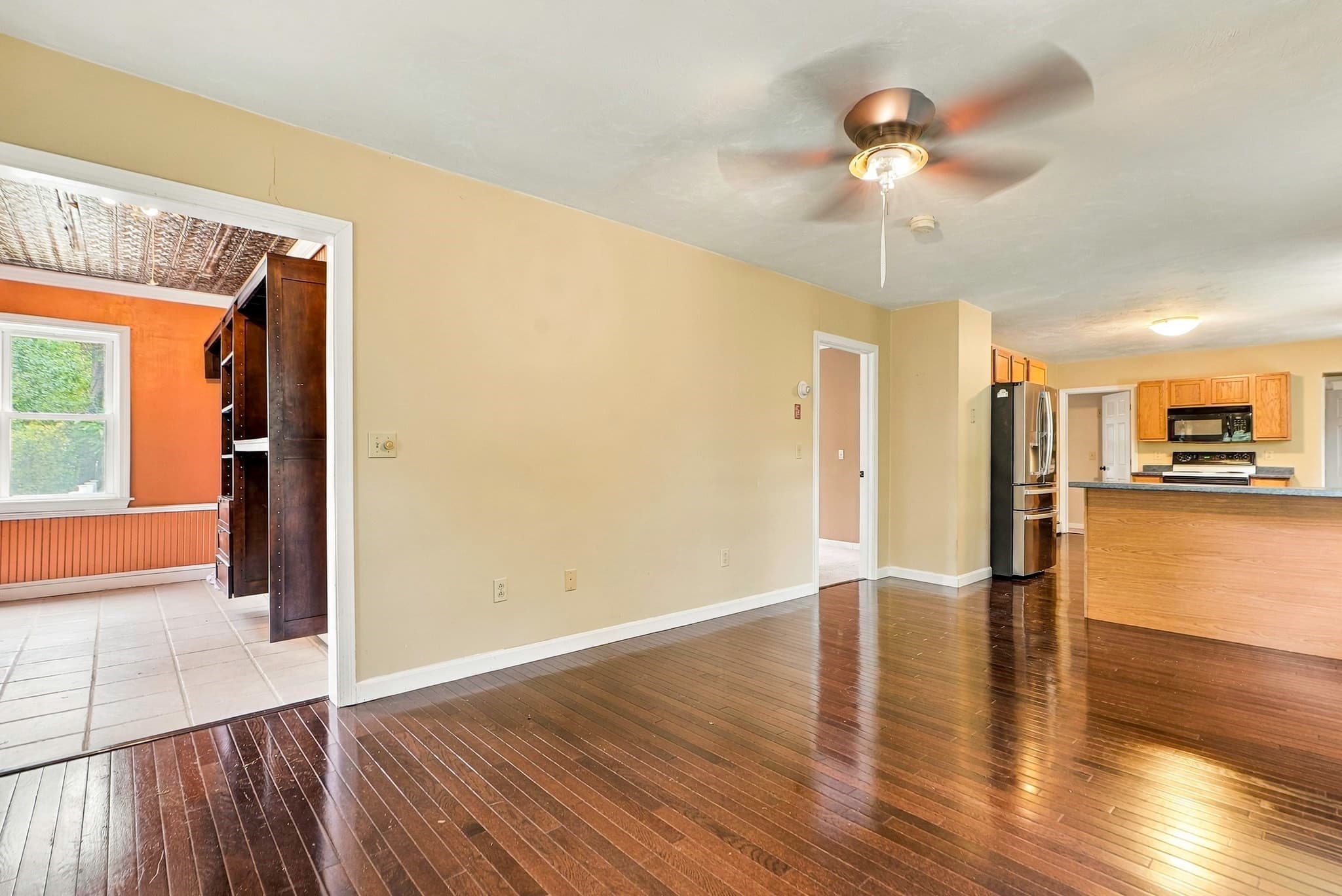 Single Family Residence at 24 Washington Street, Mendon MA 01756, Mendon, photo 5 of 29