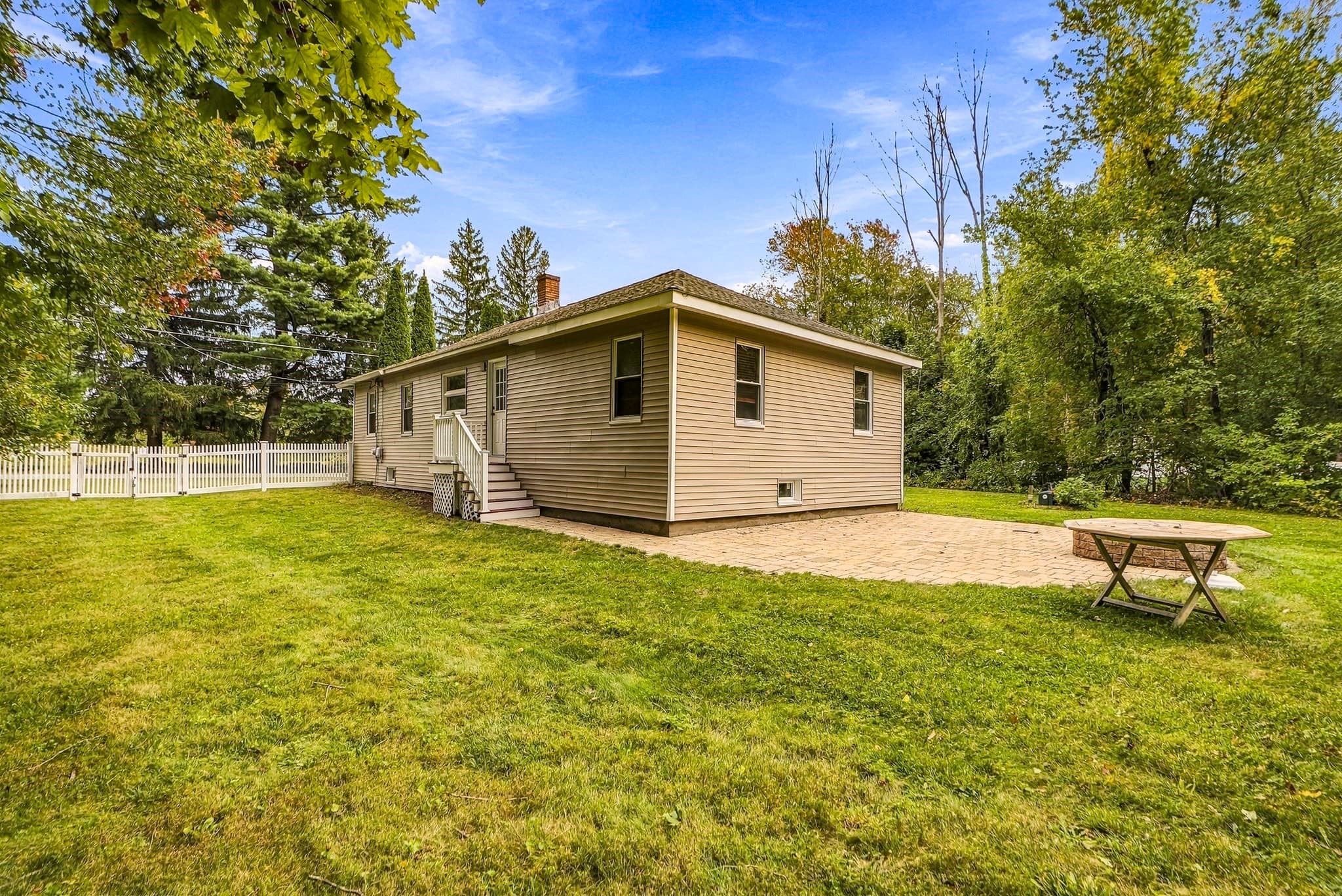 Single Family Residence at 24 Washington Street, Mendon MA 01756, Mendon, photo 25 of 29